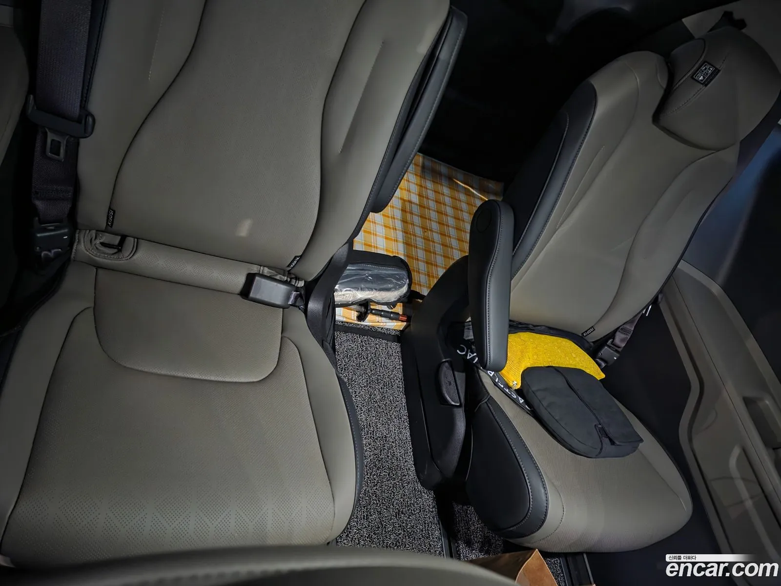 Kia Carnival 2024 — 17