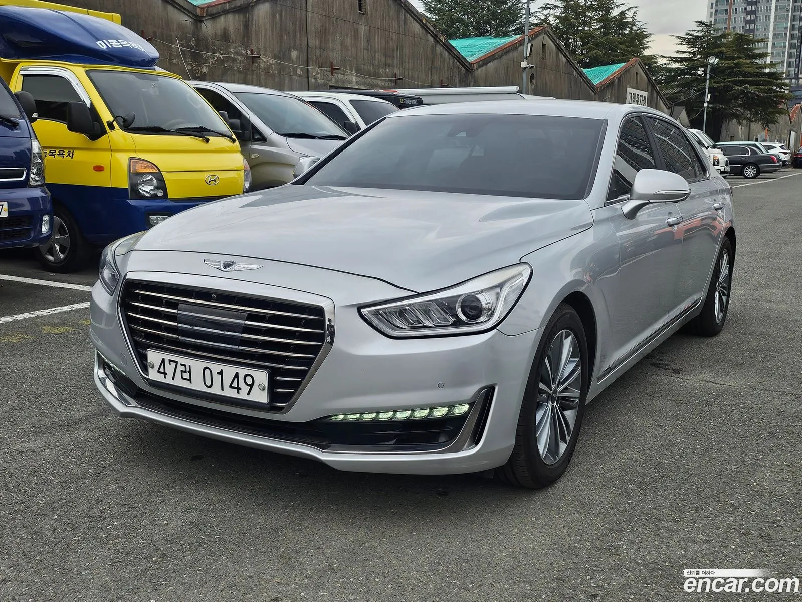 Genesis EQ900 2017 — 3
