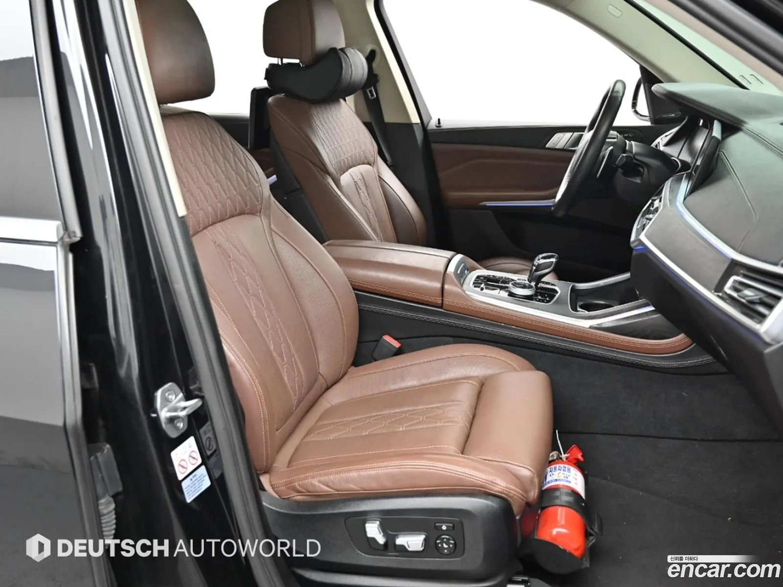BMW X7 2020 — 16