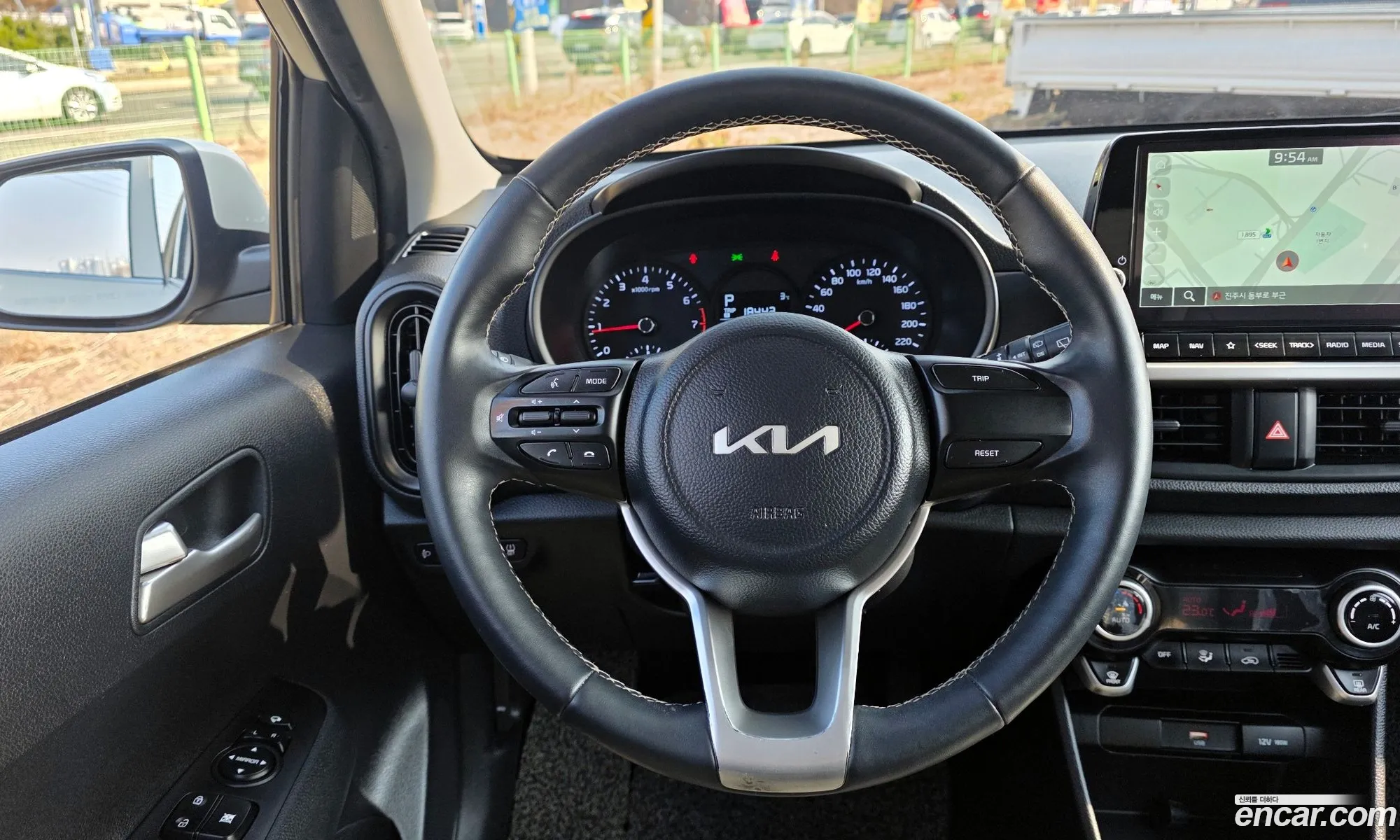 Kia Morning Urban 2023 — 12
