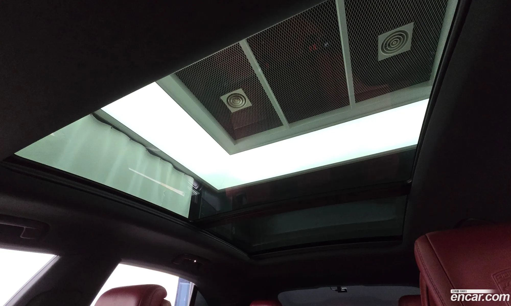 Porsche Macan EV 2025 WP1AA2XA4SL000480 — 6