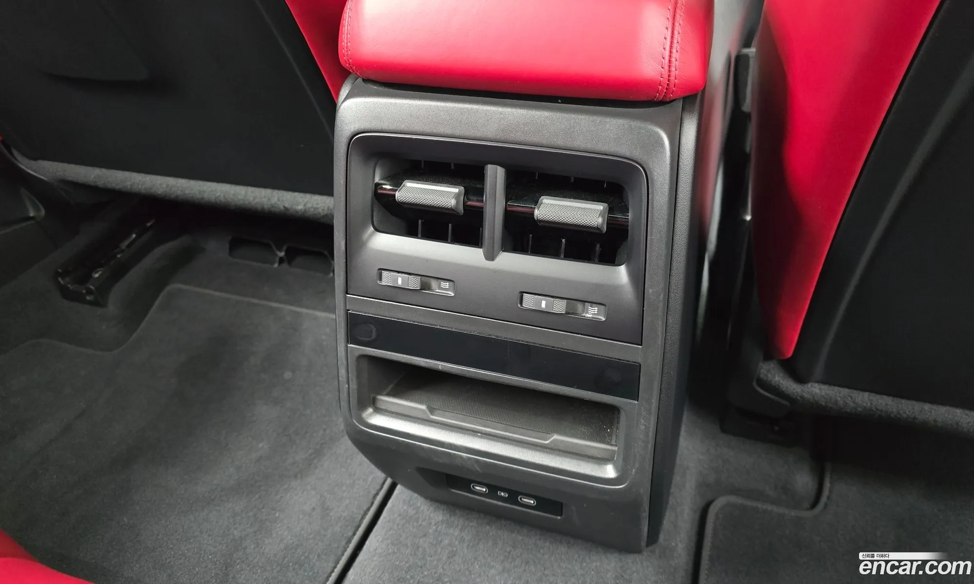 Porsche Macan EV 2025 WP1AA2XA4SL000480 — 10