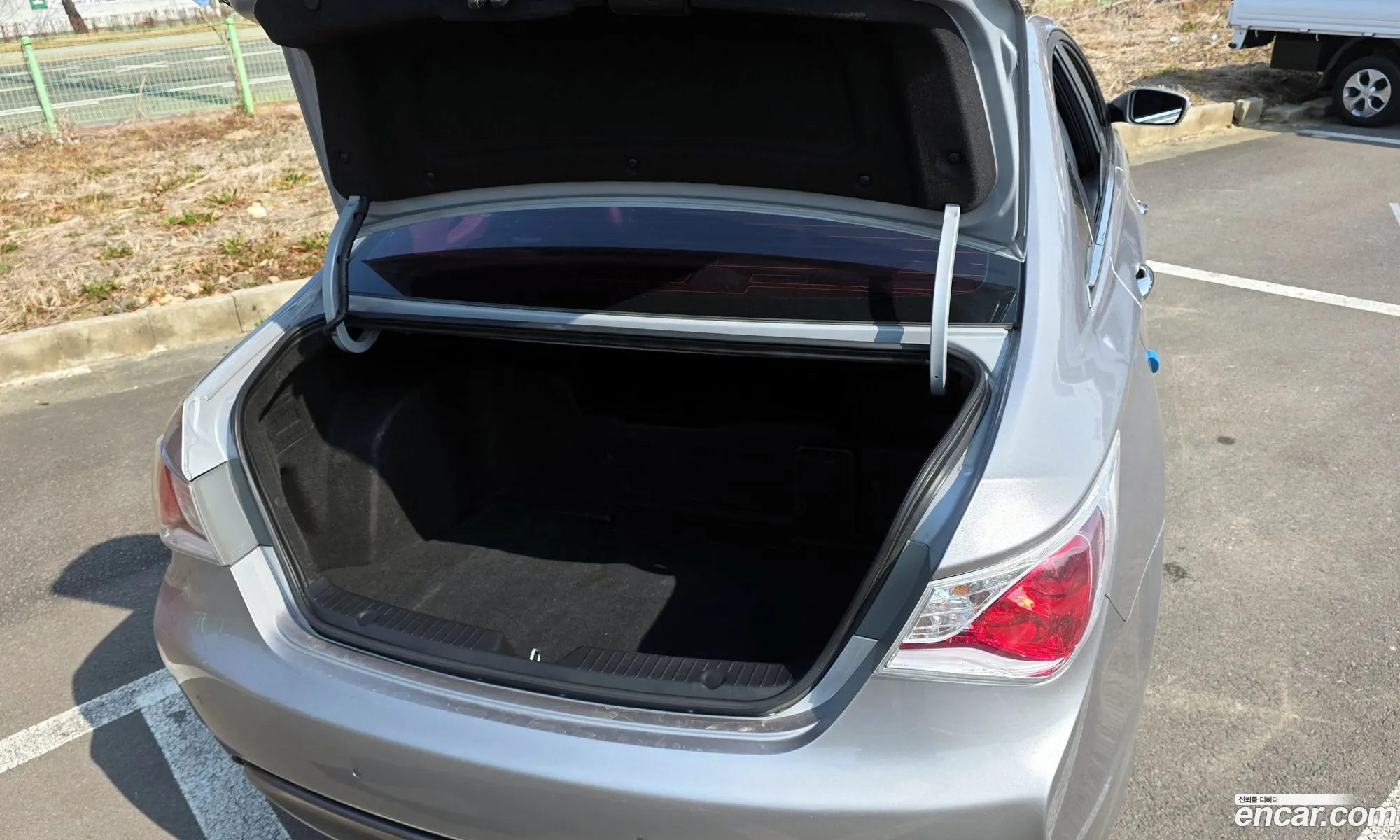 Hyundai Sonata Hybrid 2012 — 18