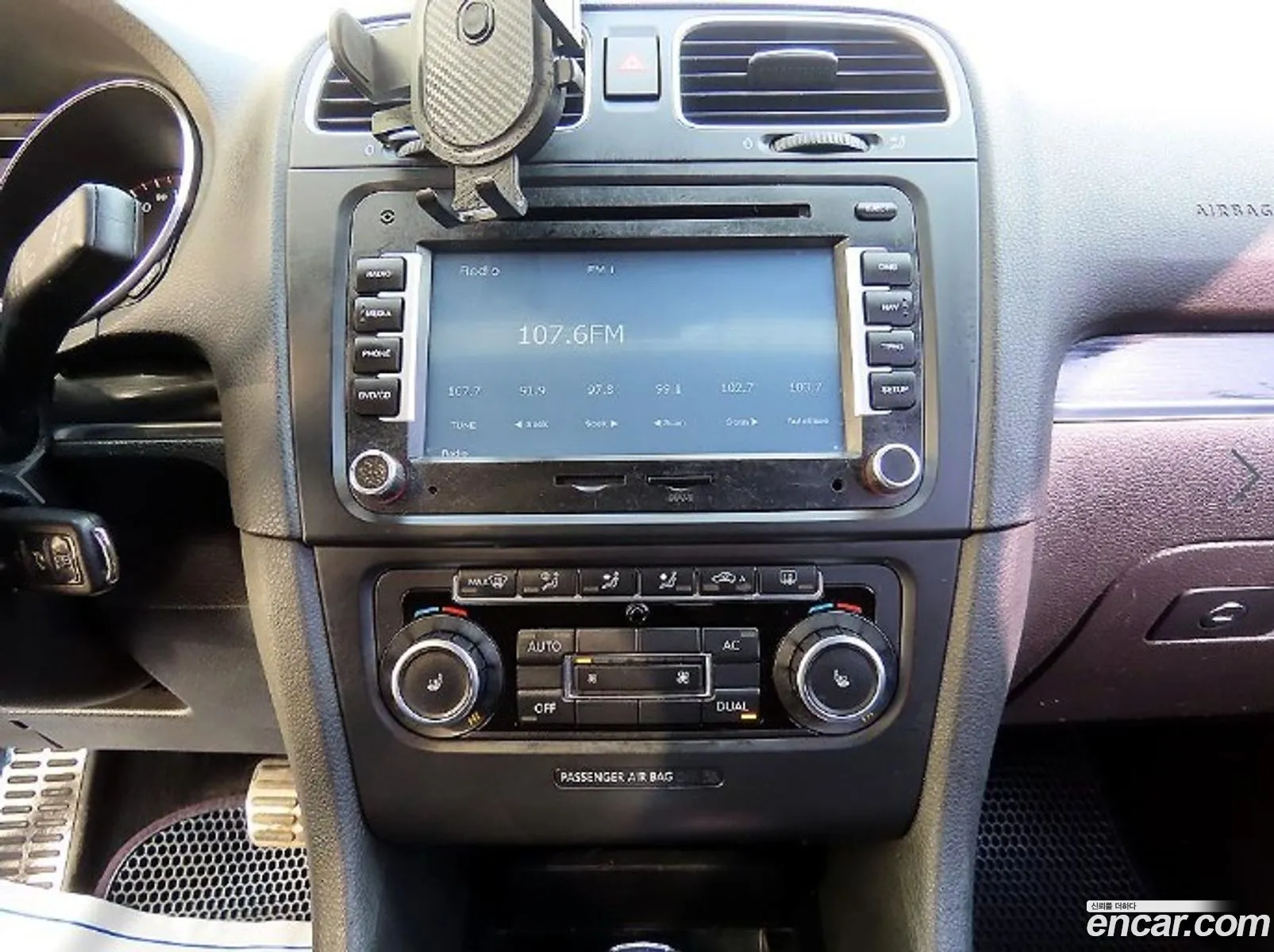 Volkswagen Golf 6th Gen 2011 — 6