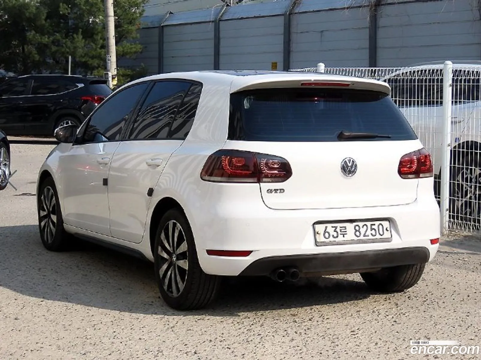 Volkswagen Golf 6th Gen 2011 — 3