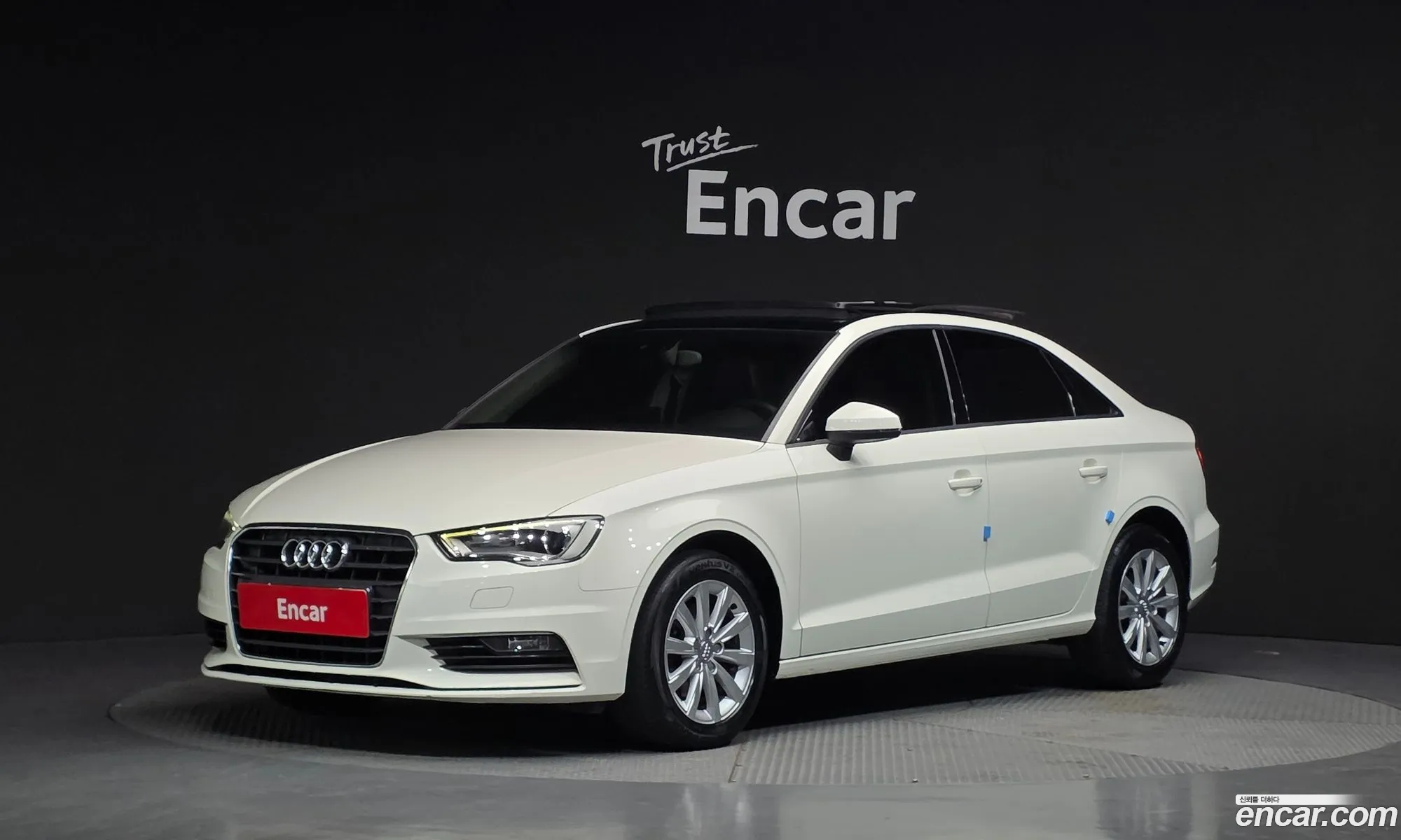 Audi A3 2014 WAUZZZ8V6F1063895 — 2