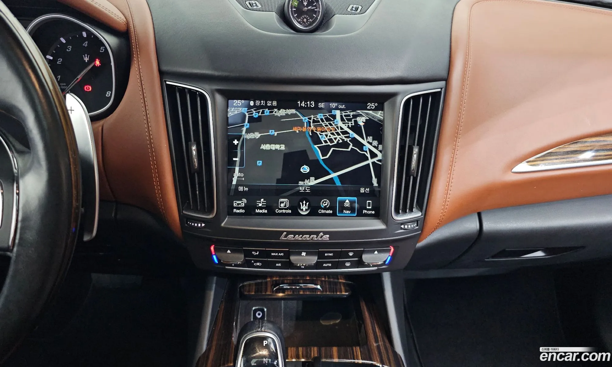 Maserati Levante 2016 ZN661XUG8HX212475 — 17