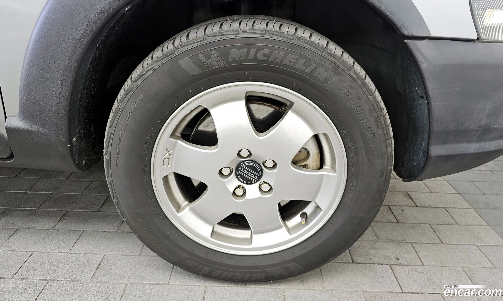 Volvo XC70