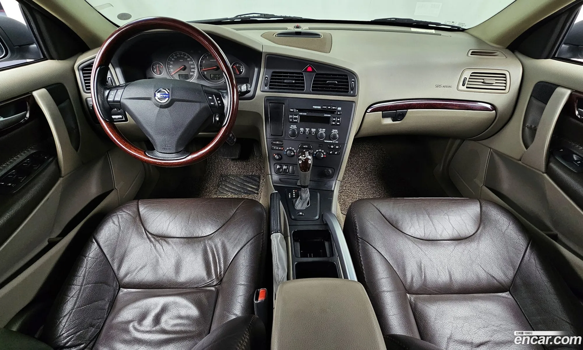 Volvo XC70 2004 YV1SZ59G741158541 — 18