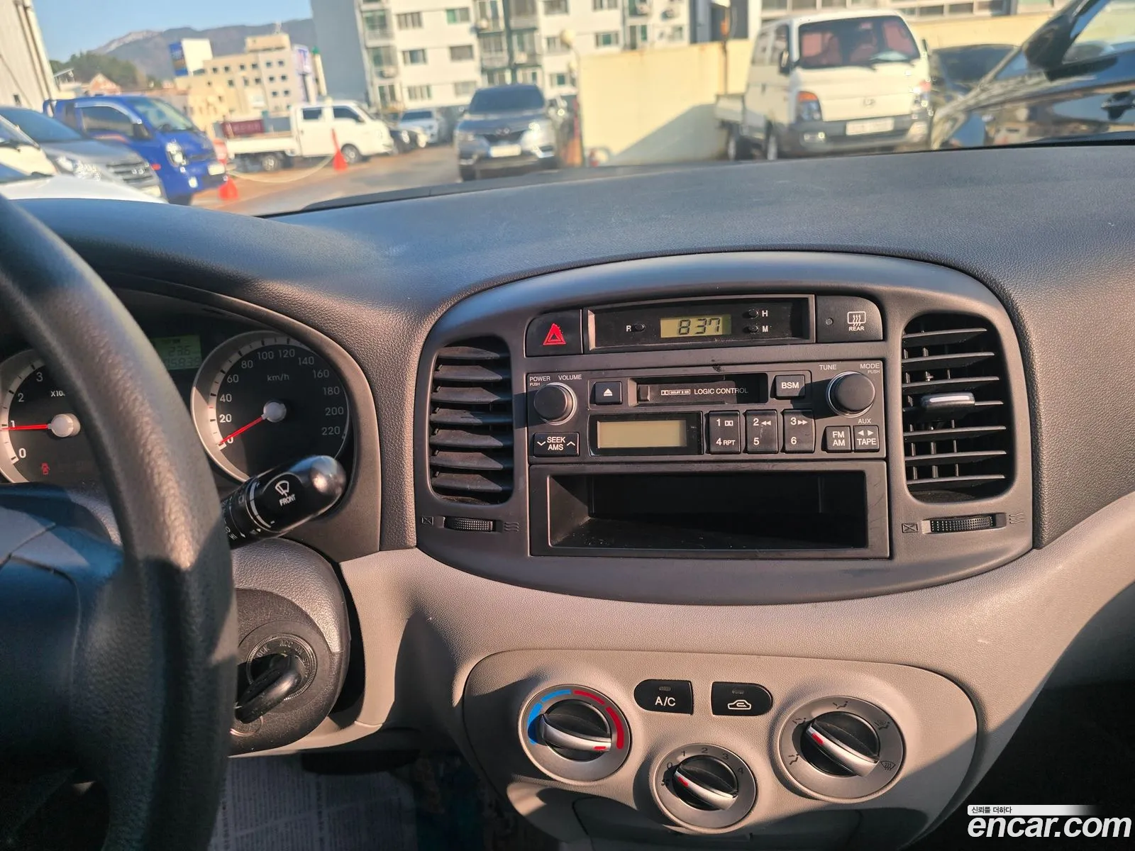 Hyundai Verna 2009 — 15