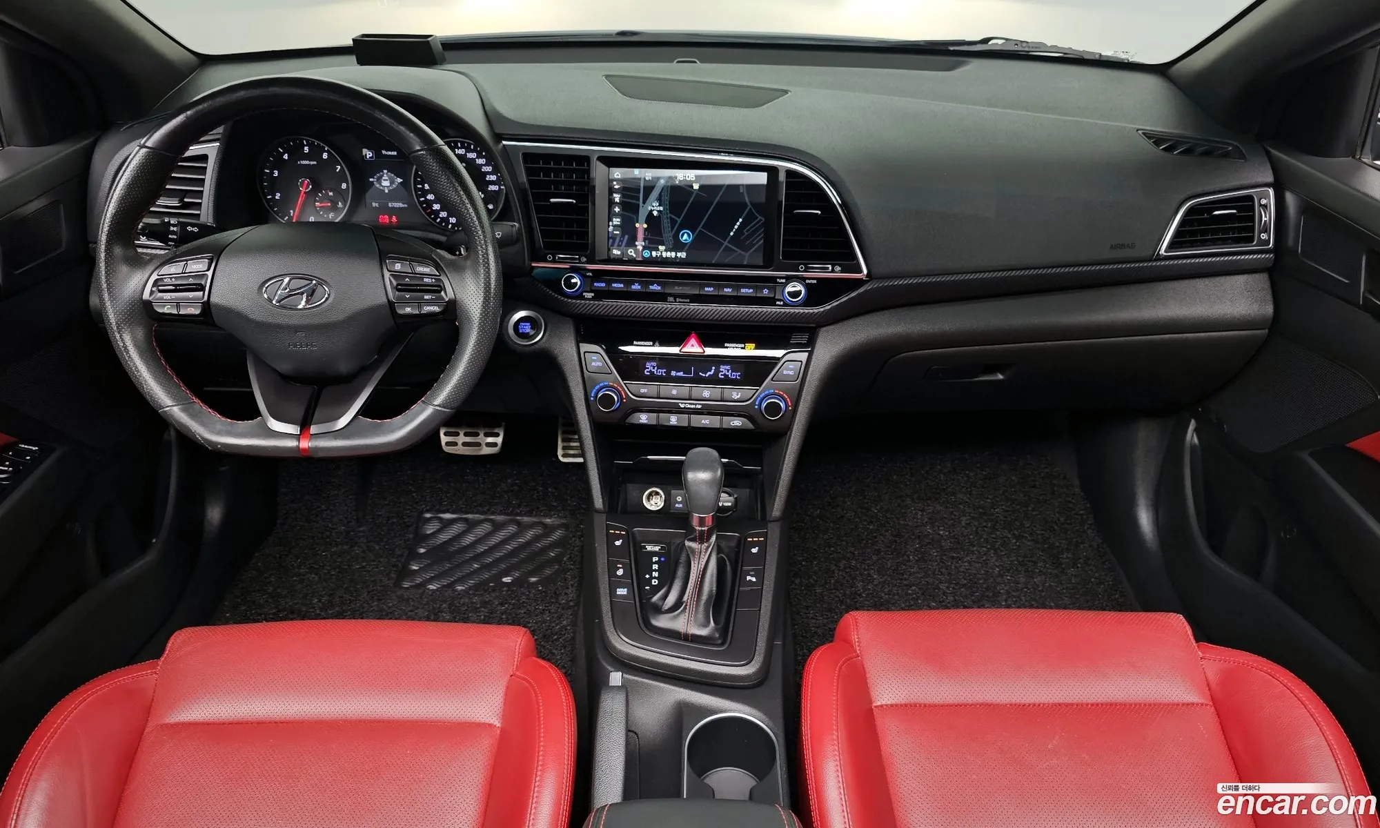 Hyundai Elantra AD