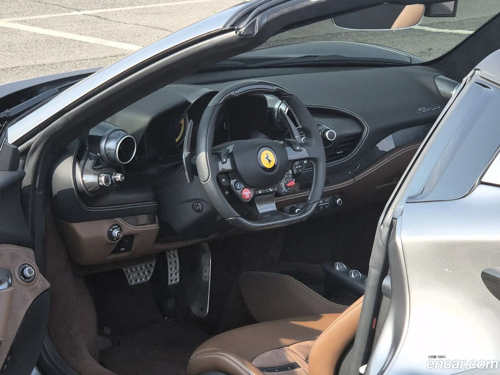 Ferrari F8 Spider 2021 — 10