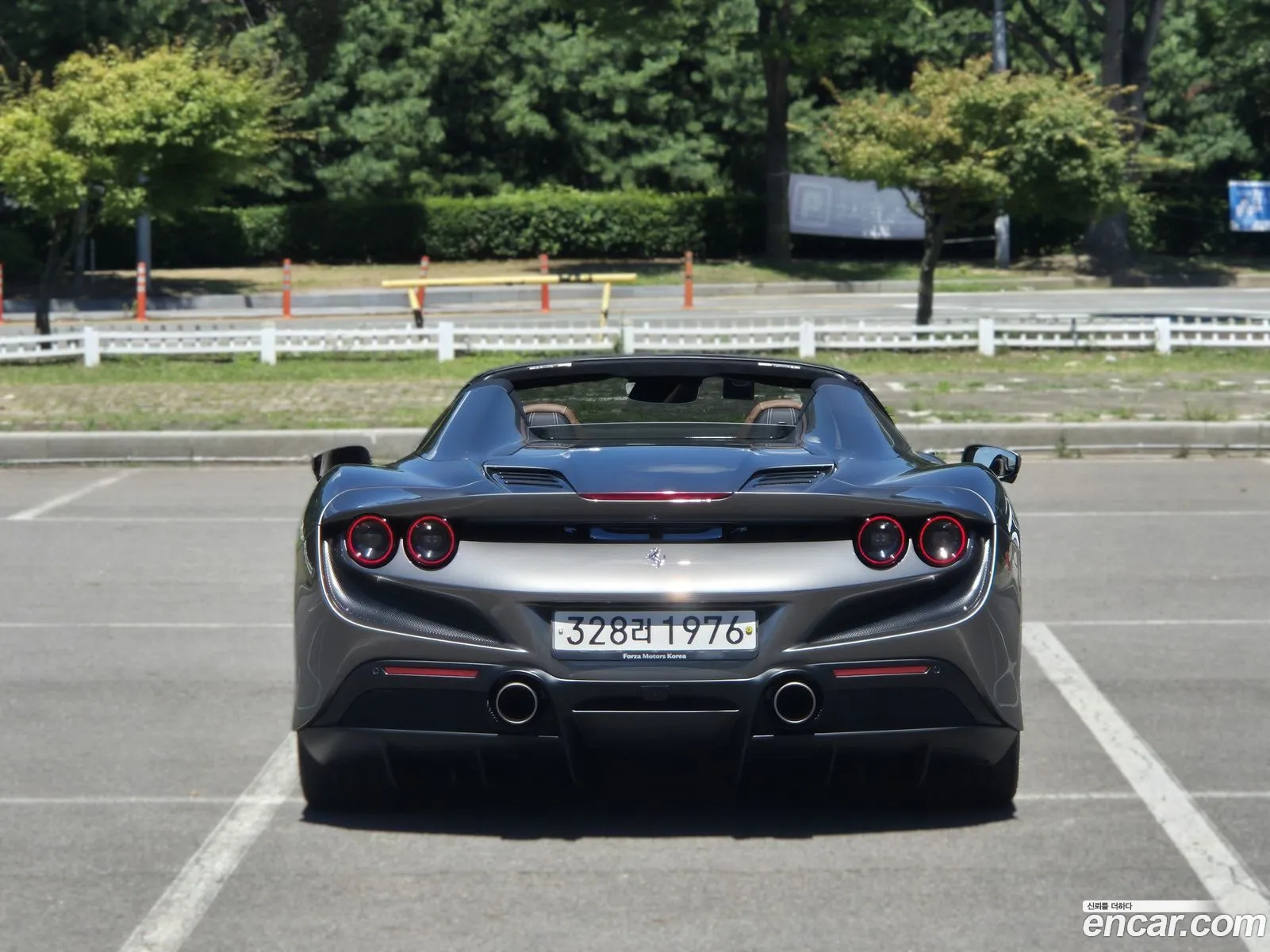 Ferrari F8 Spider 2021 — 18