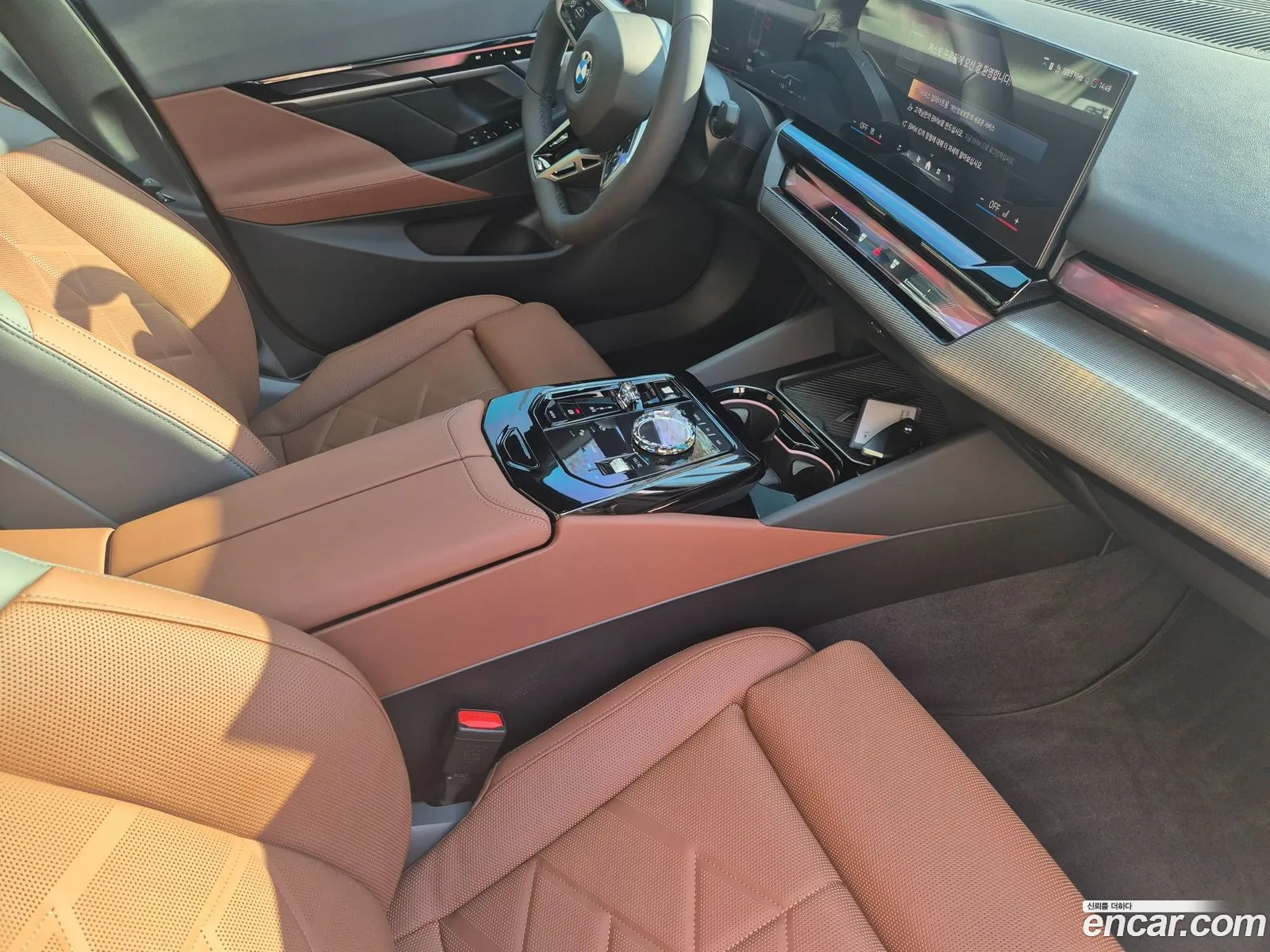 BMW 5 Series 2025 — 11