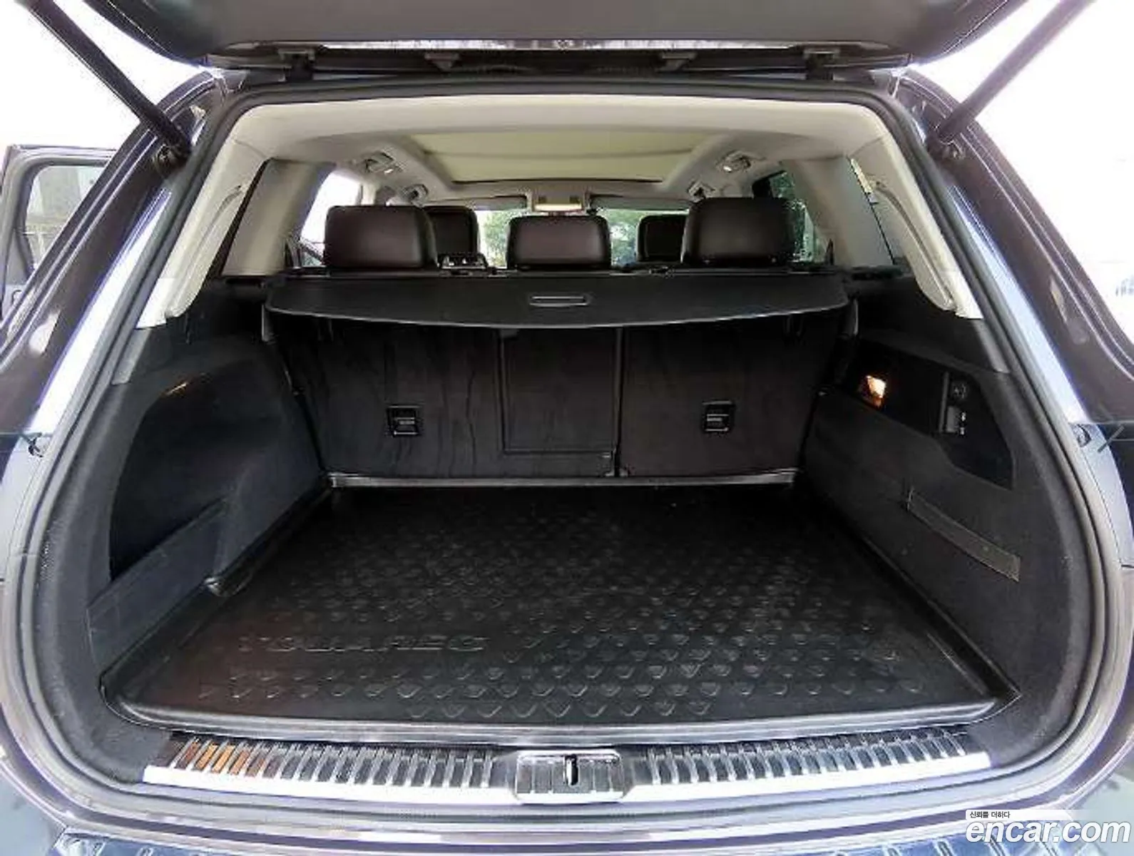 Volkswagen Touareg 2012 — 4