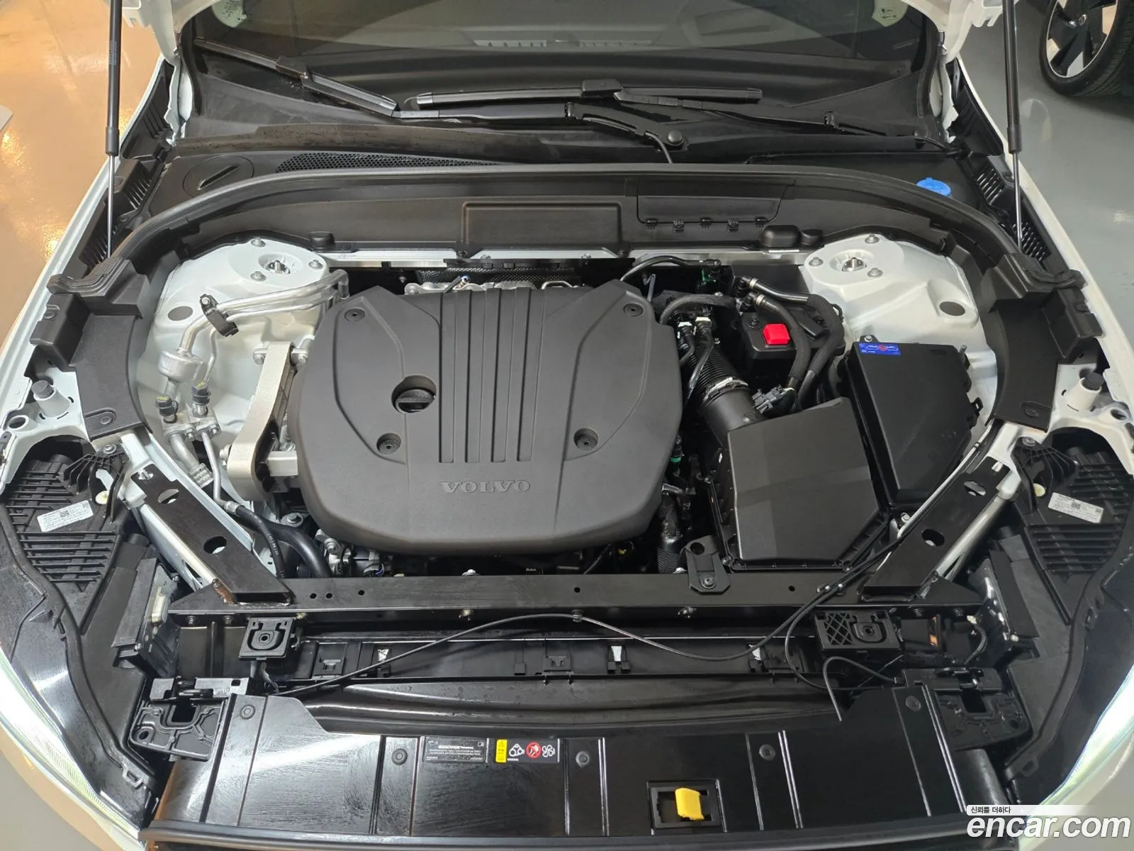 Volvo XC60 2025 — 15