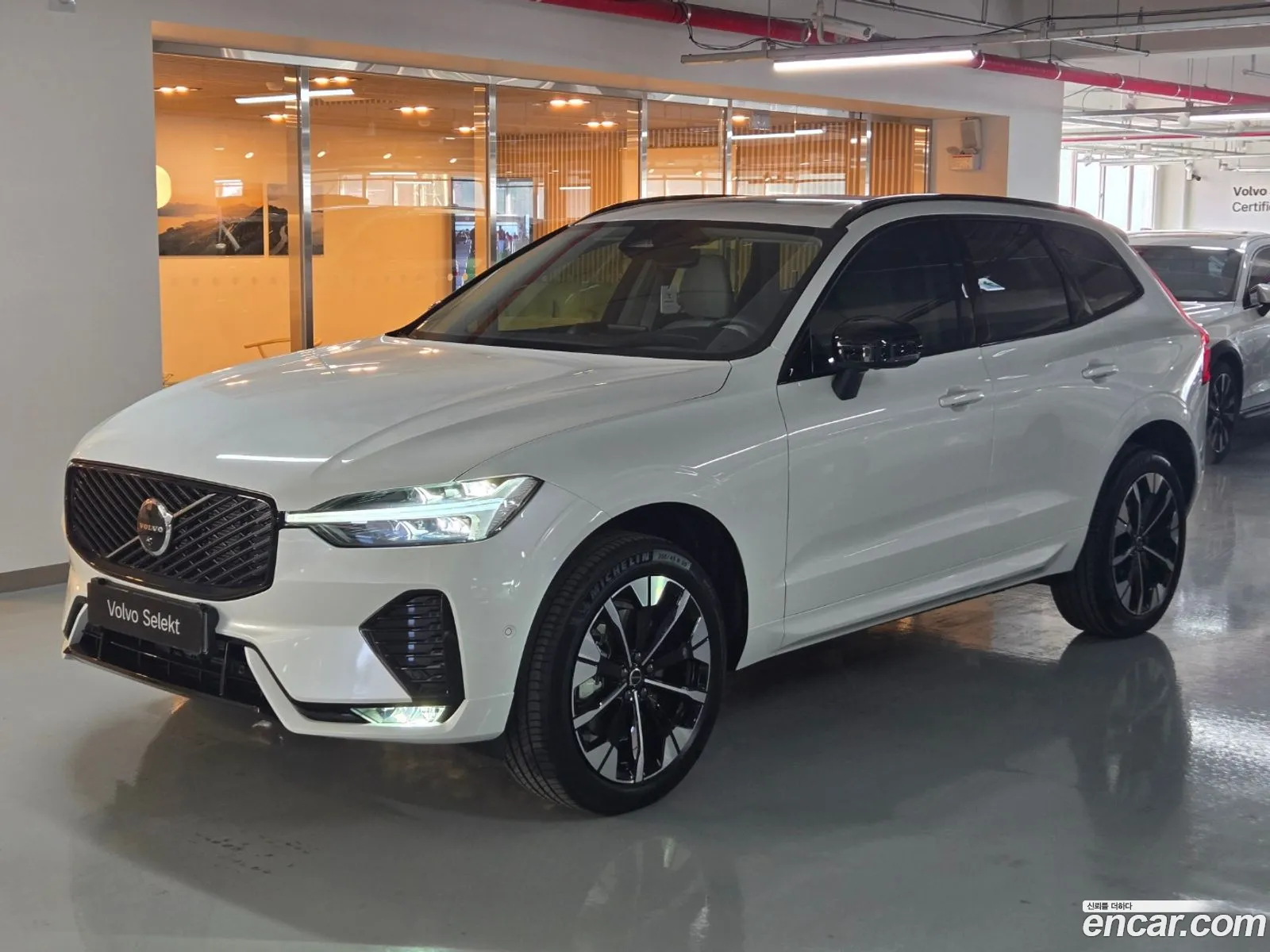 Volvo XC60 2025 — 18