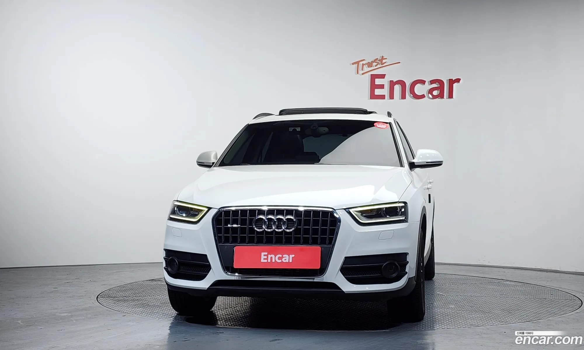 Audi Q3 2014 WAUZZZ8U4FR002277 — 4