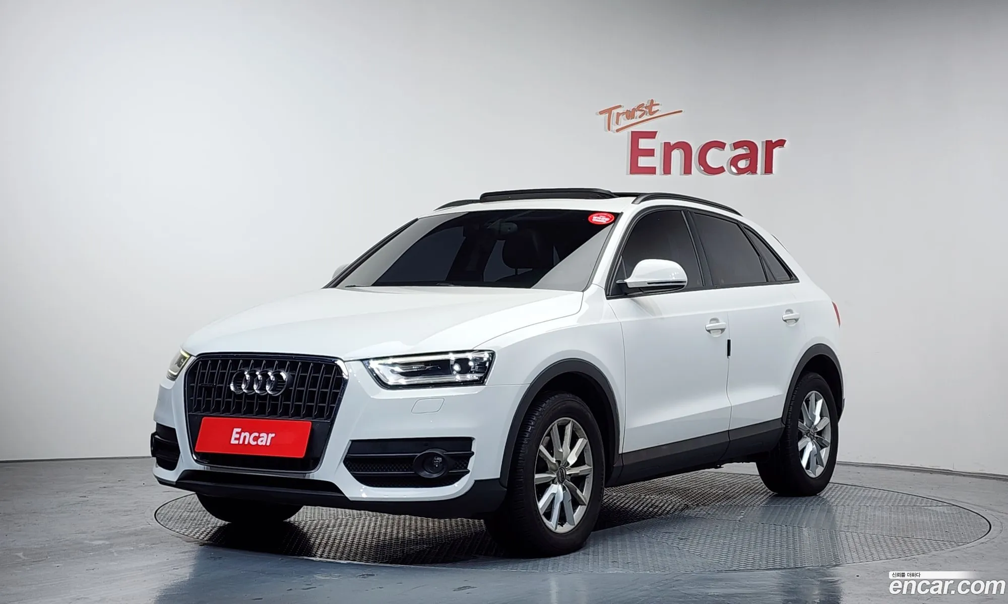 Audi Q3 2014 WAUZZZ8U4FR002277 — 2