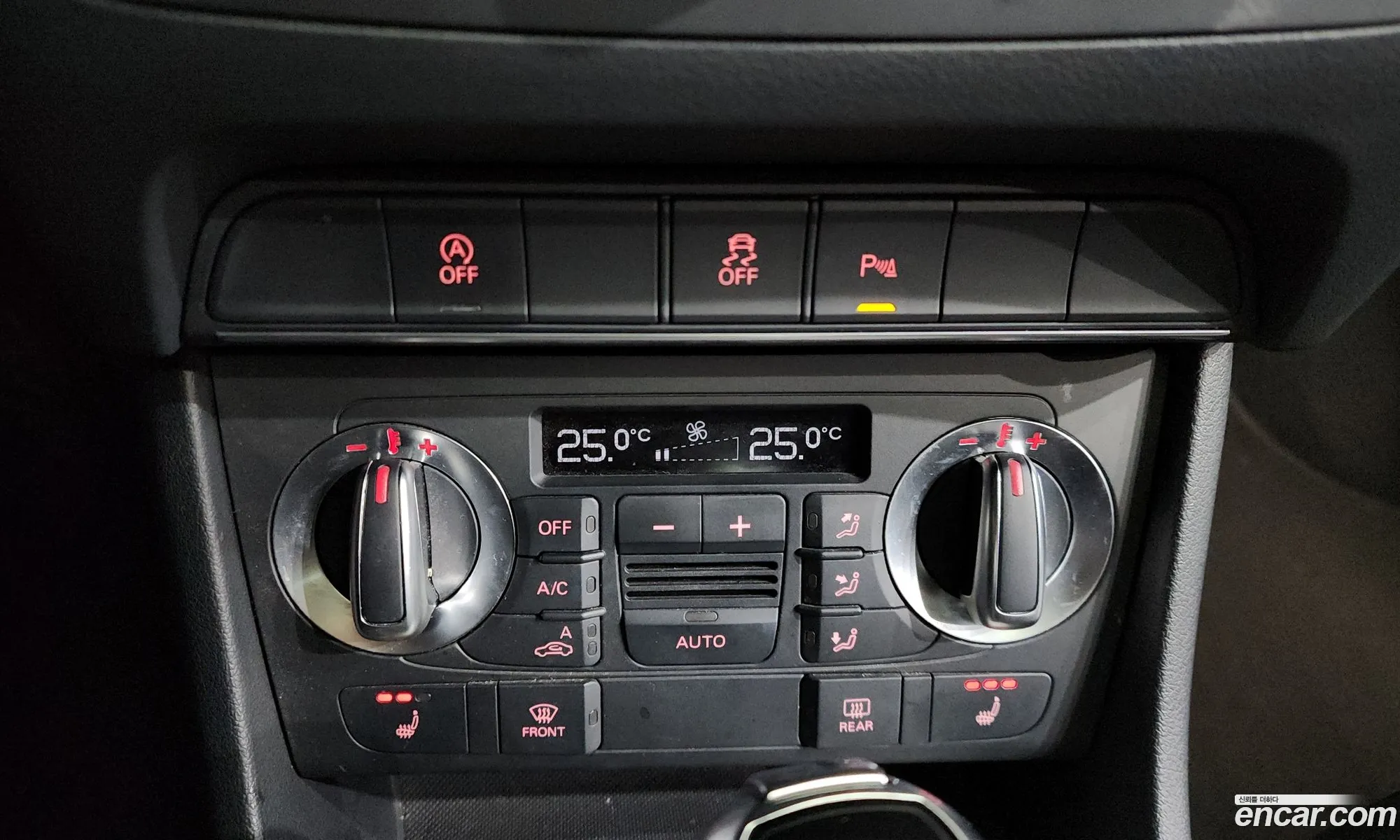 Audi Q3 2014 WAUZZZ8U4FR002277 — 15