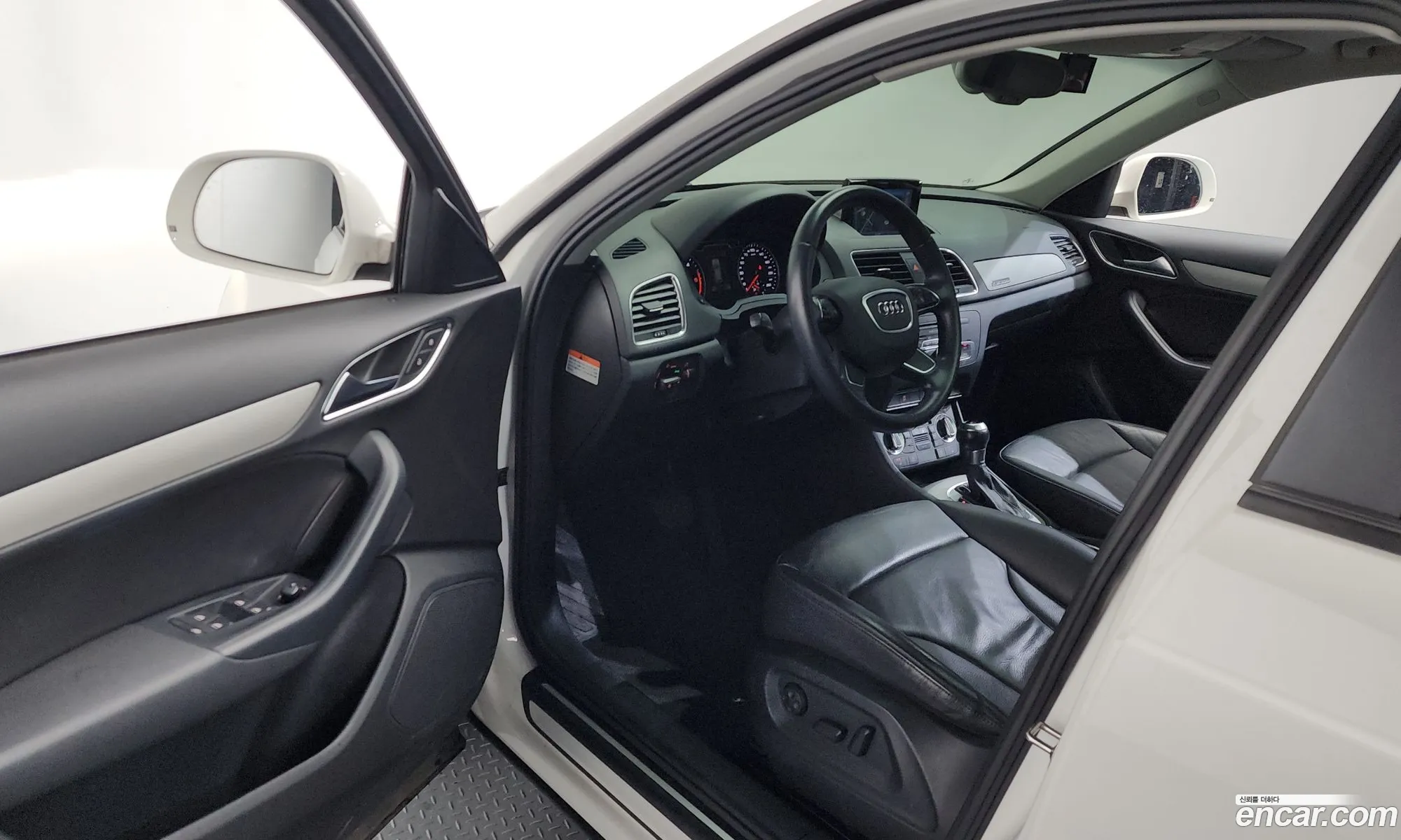 Audi Q3 2014 WAUZZZ8U4FR002277 — 7