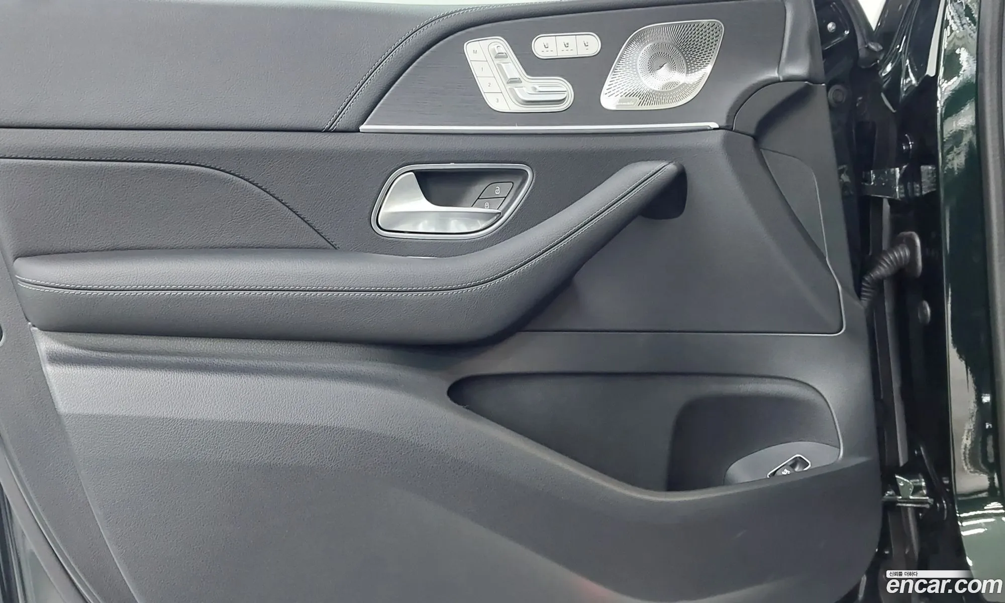 Mercedes-Benz GLE-Class W167 2025 — 4