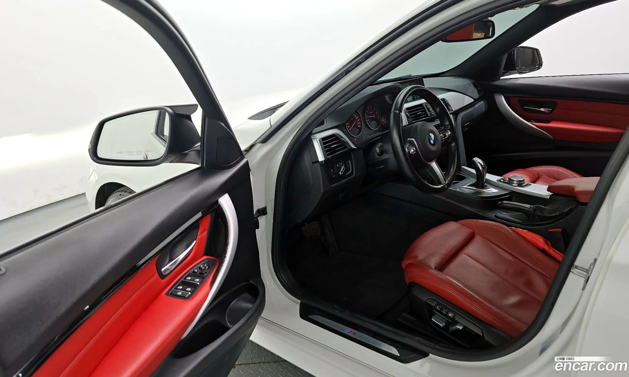 BMW 3 Series 2016 WBA8E9101GK437623 — 4