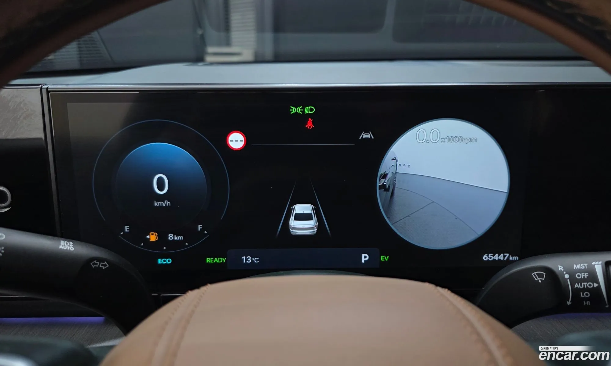 Hyundai Grandeur Hybrid 2023 — 12