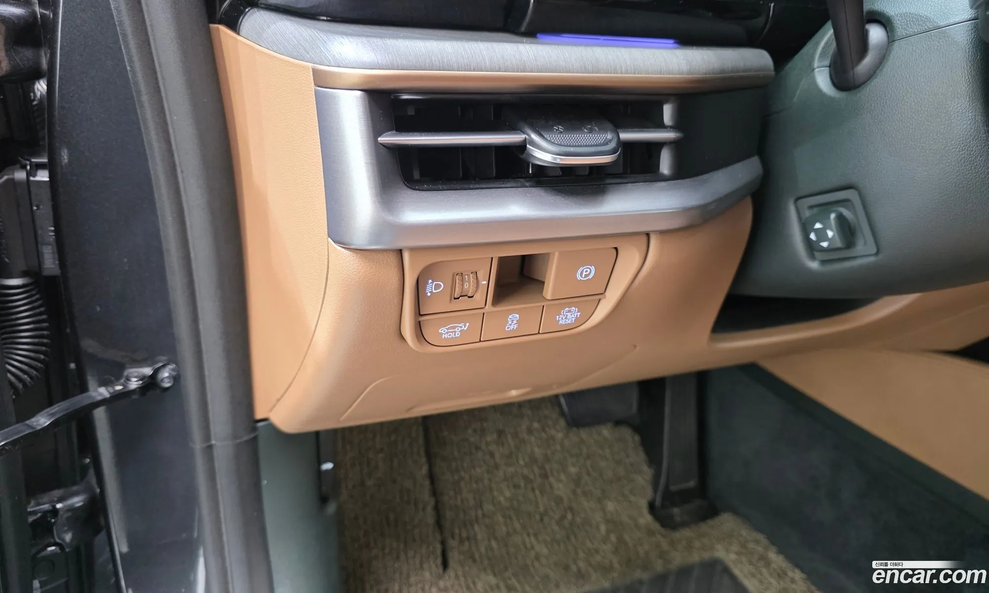 Hyundai Grandeur Hybrid 2023 — 19