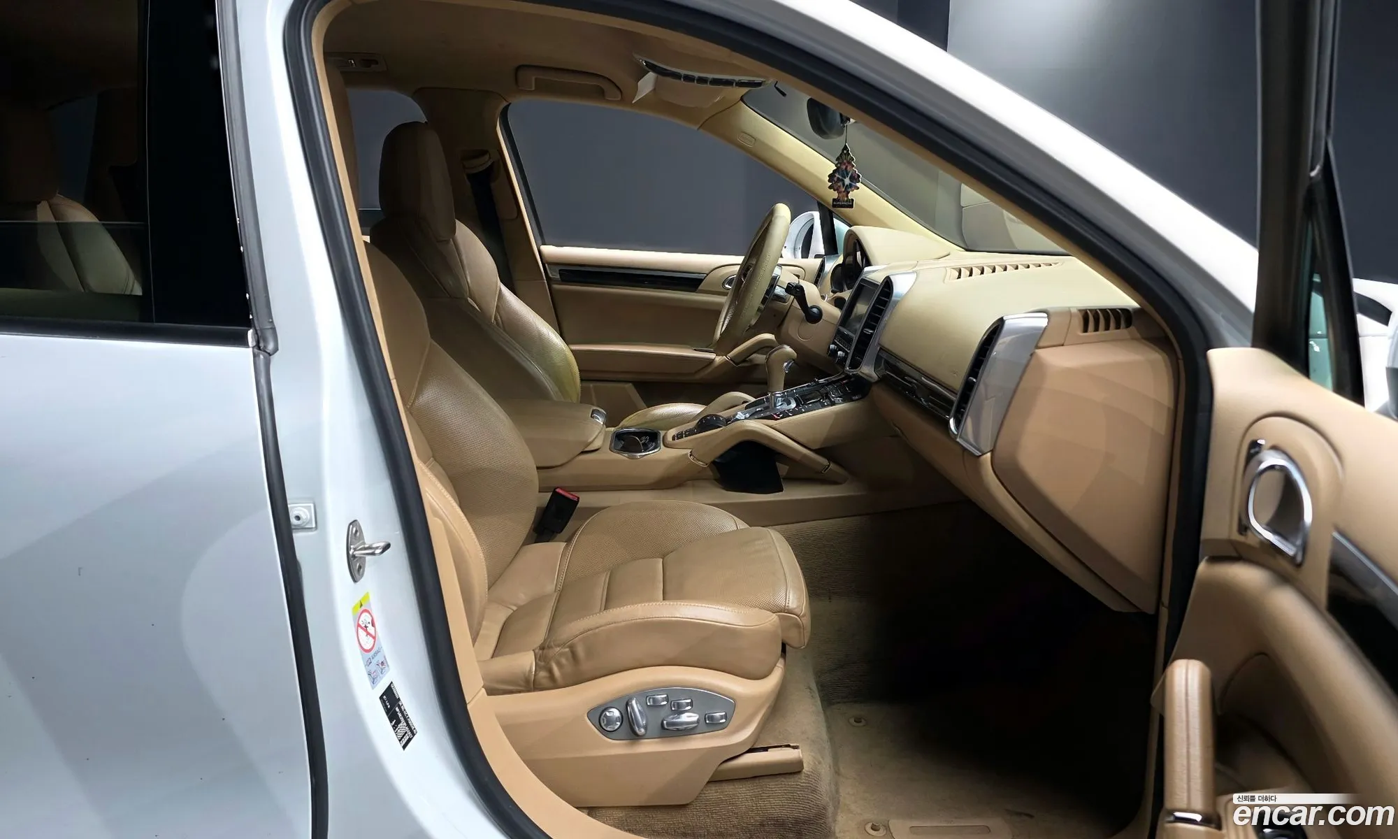 Porsche Cayenne 2015 WP1AE2923FLA52427 — 15