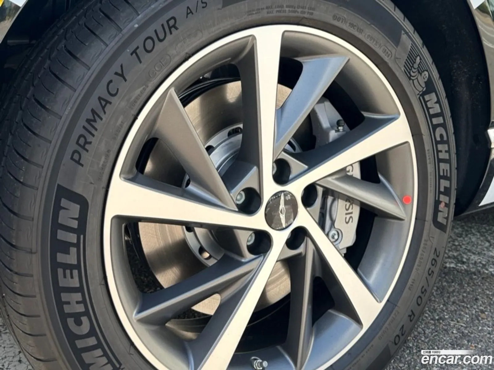 Genesis GV80 2025 — 17