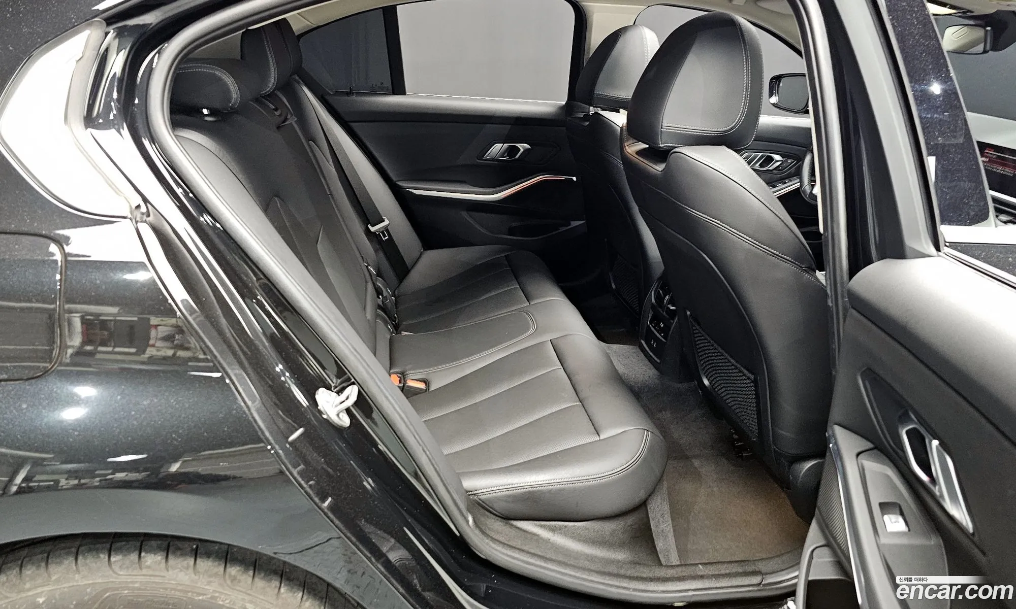 BMW 3 Series 2022 WBA5X5107NFM52008 — 4