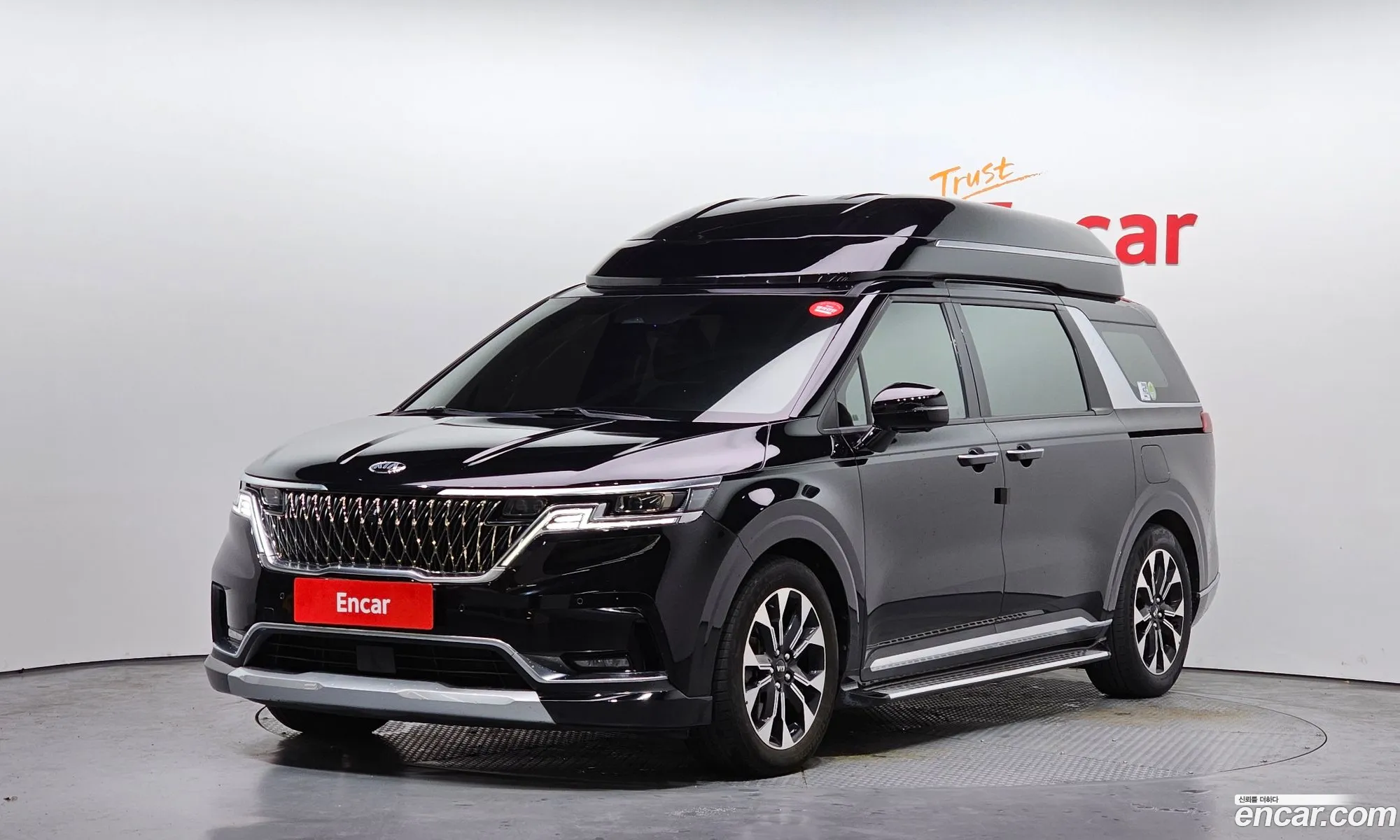 Kia Carnival 2021 — 3