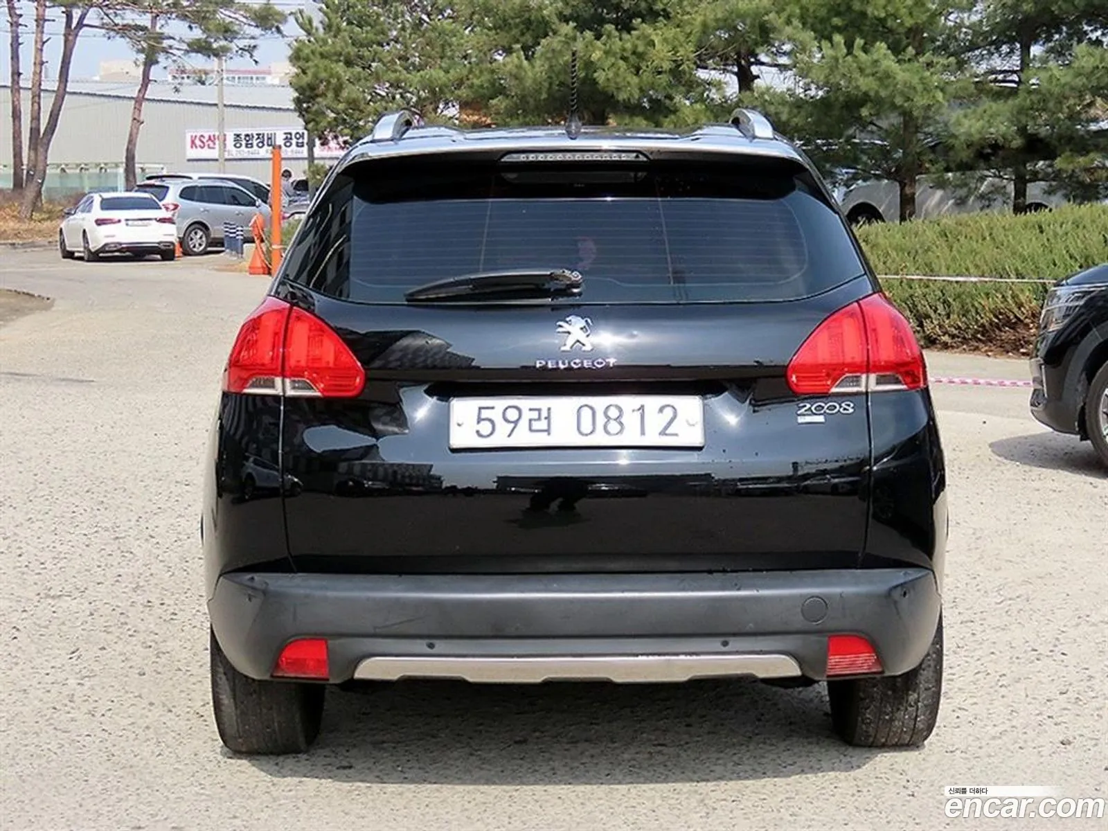 Peugeot 2008 2015 — 6