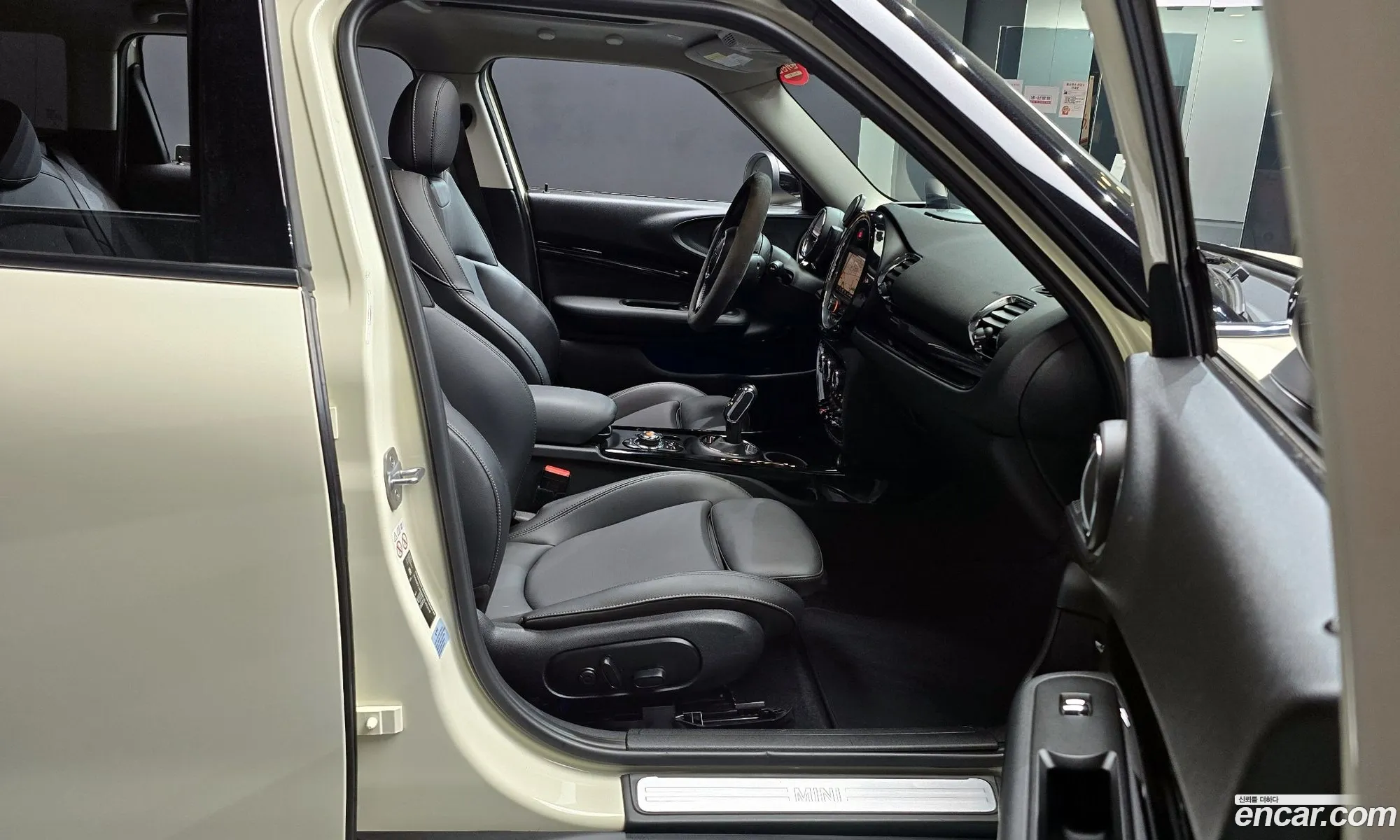 Mini Cooper D Clubman 2020 — 15
