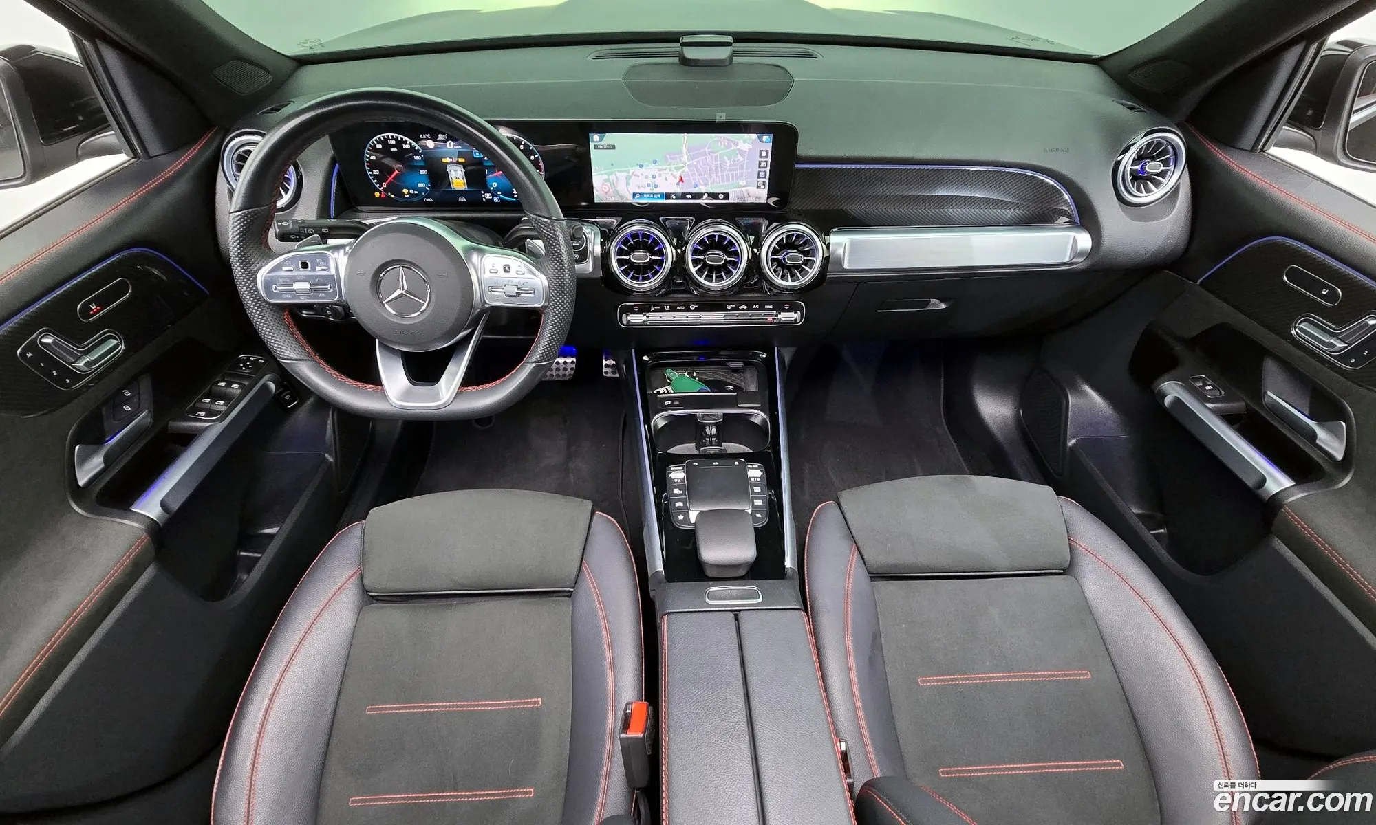 Mercedes-Benz GLB-Class X247 2023 — 12
