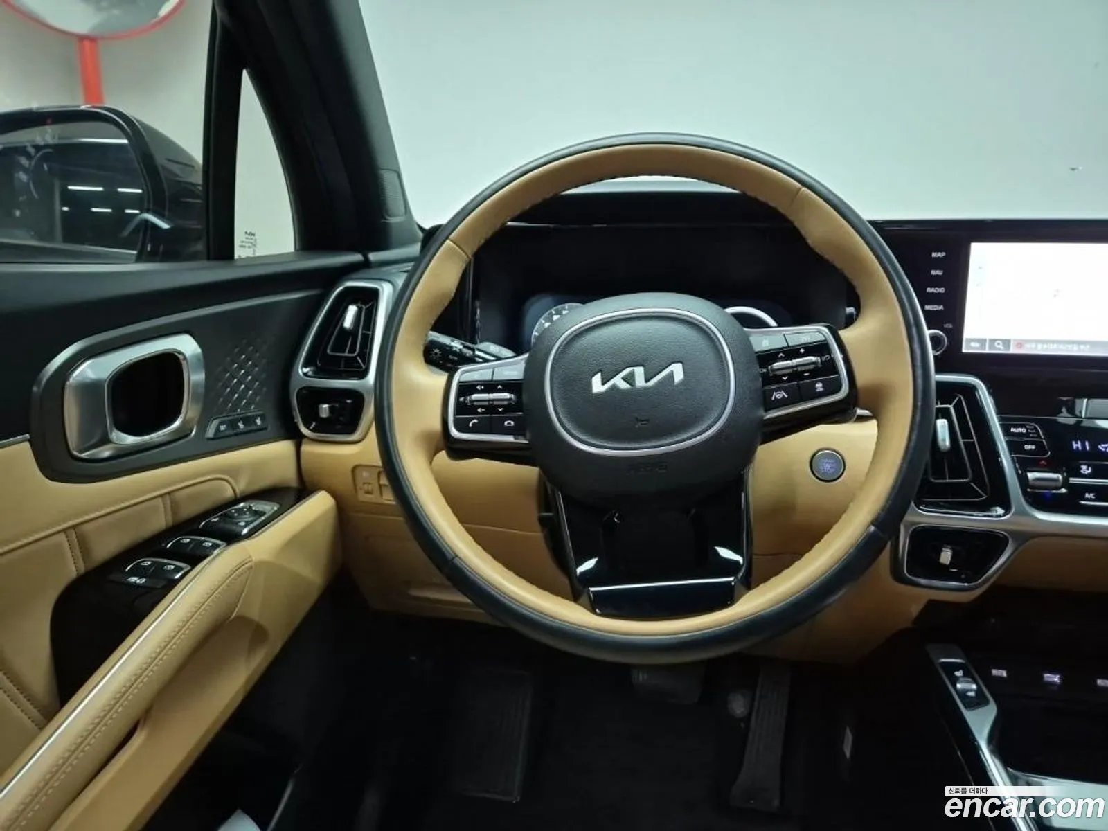 Kia Sorento 2023 — 4