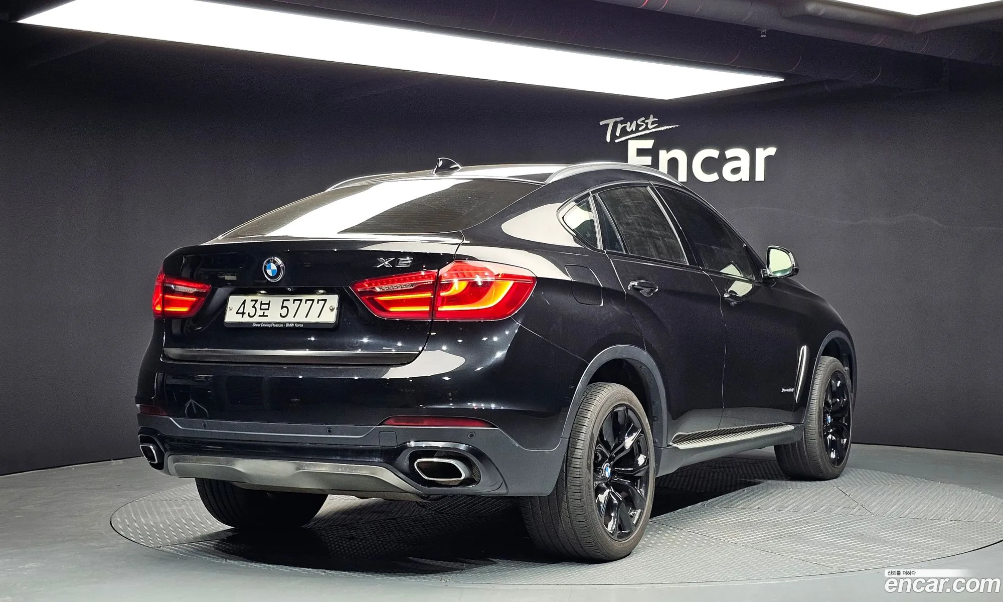 BMW X6 2015 — 12