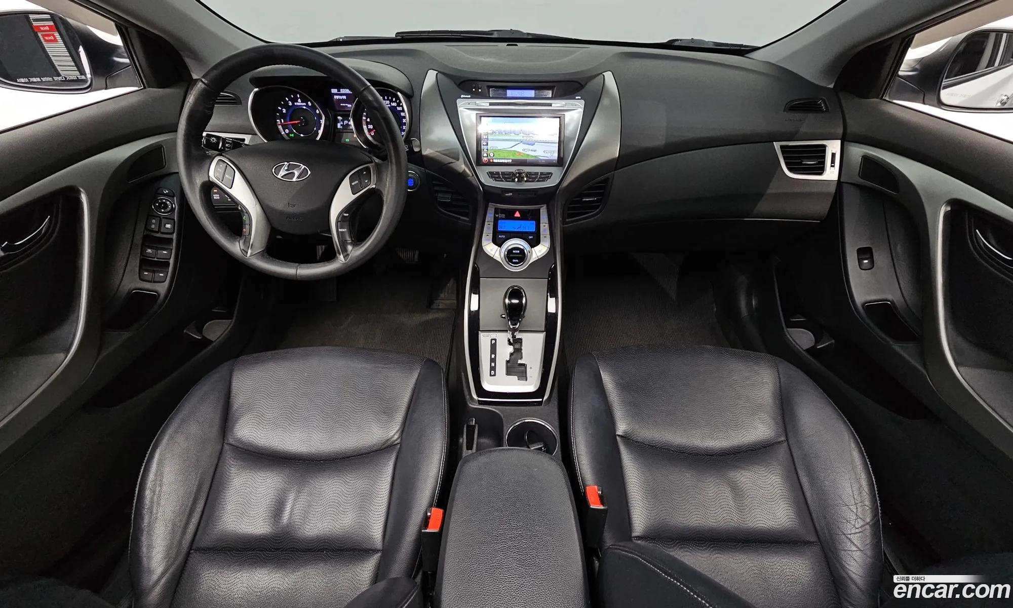 Hyundai Elantra MD 2012 — 19