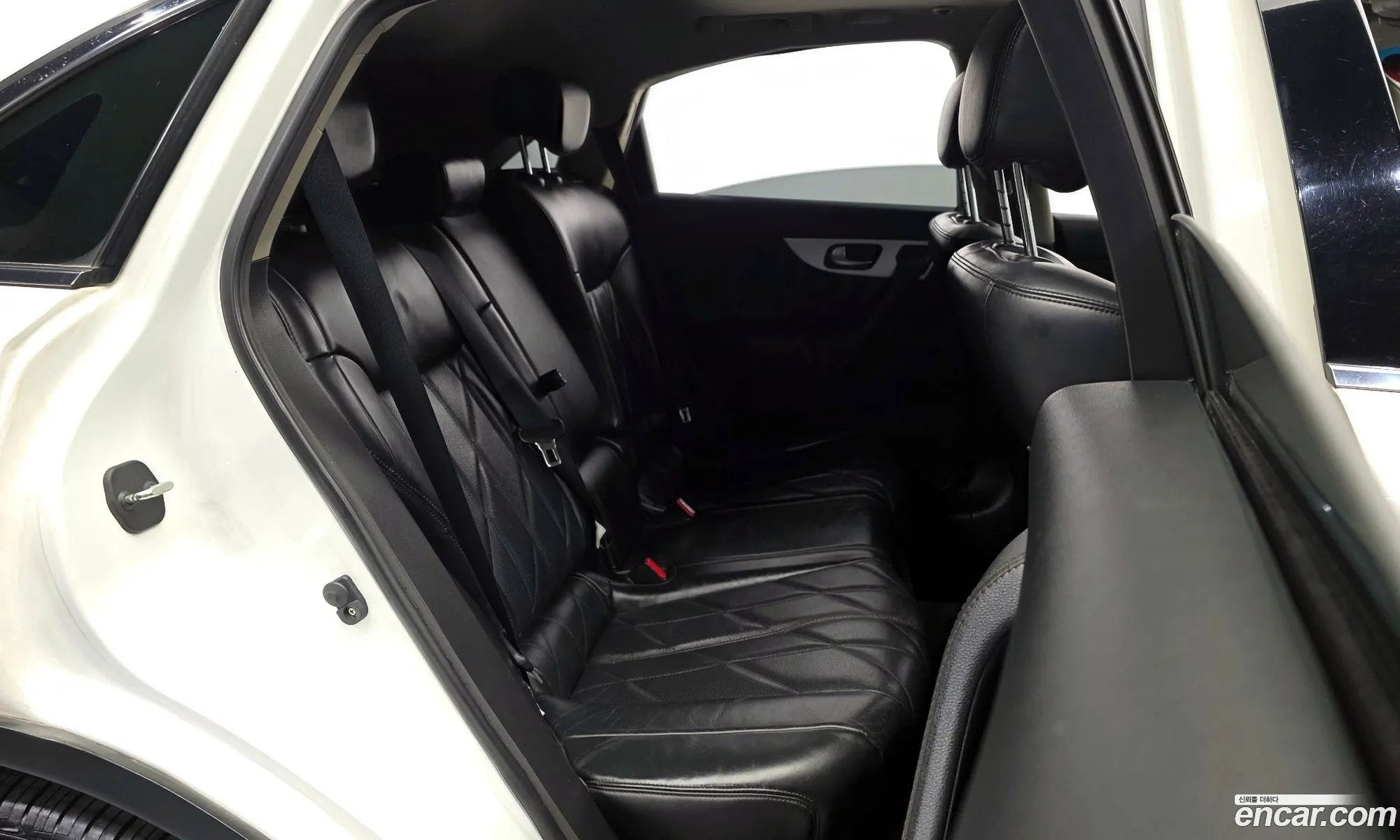 Infiniti QX70 2014 JNKDS18F2EM470006 — 8