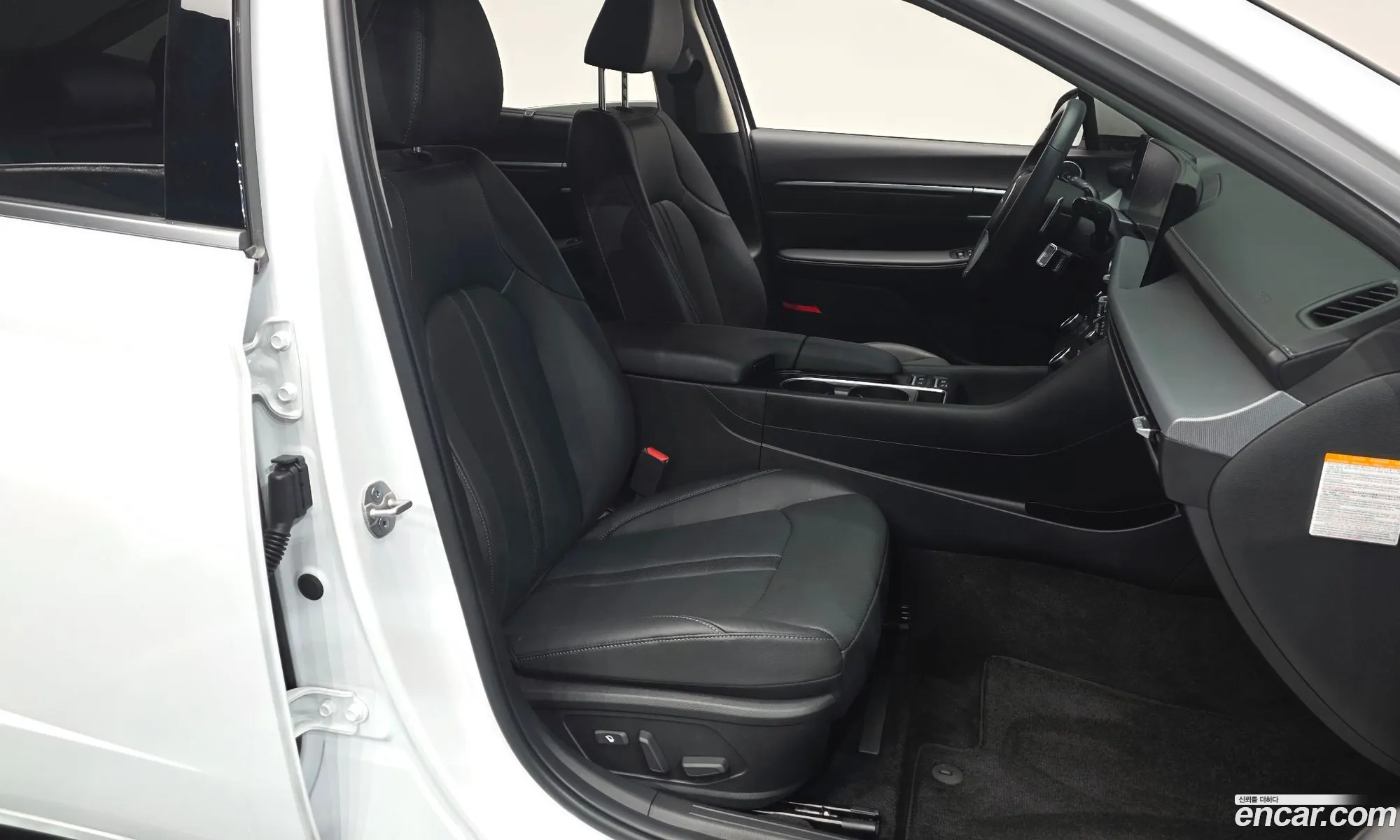Hyundai Sonata the Edge Hybrid 2024 — 19