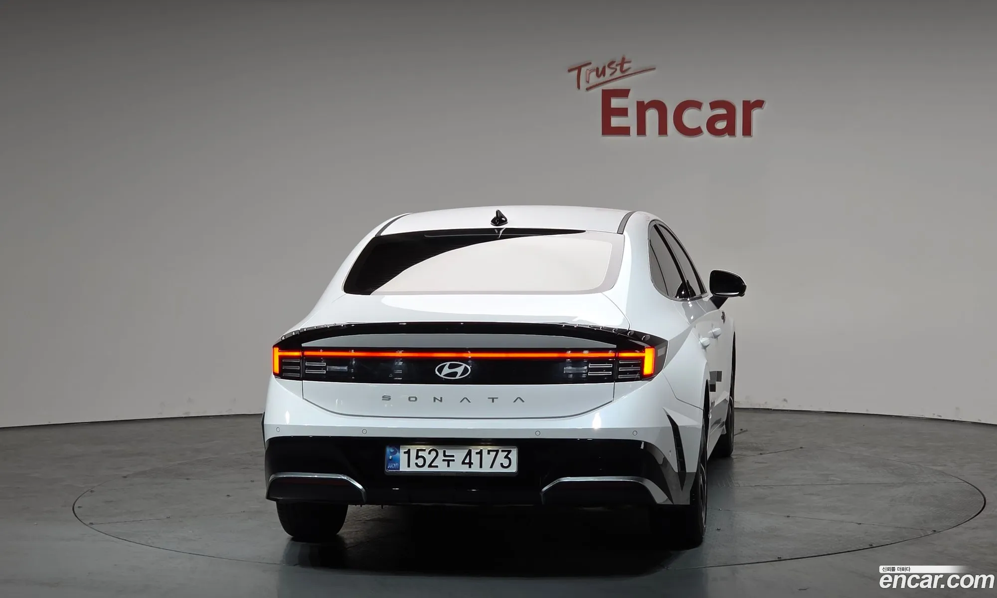 Hyundai Sonata the Edge Hybrid 2024 — 13