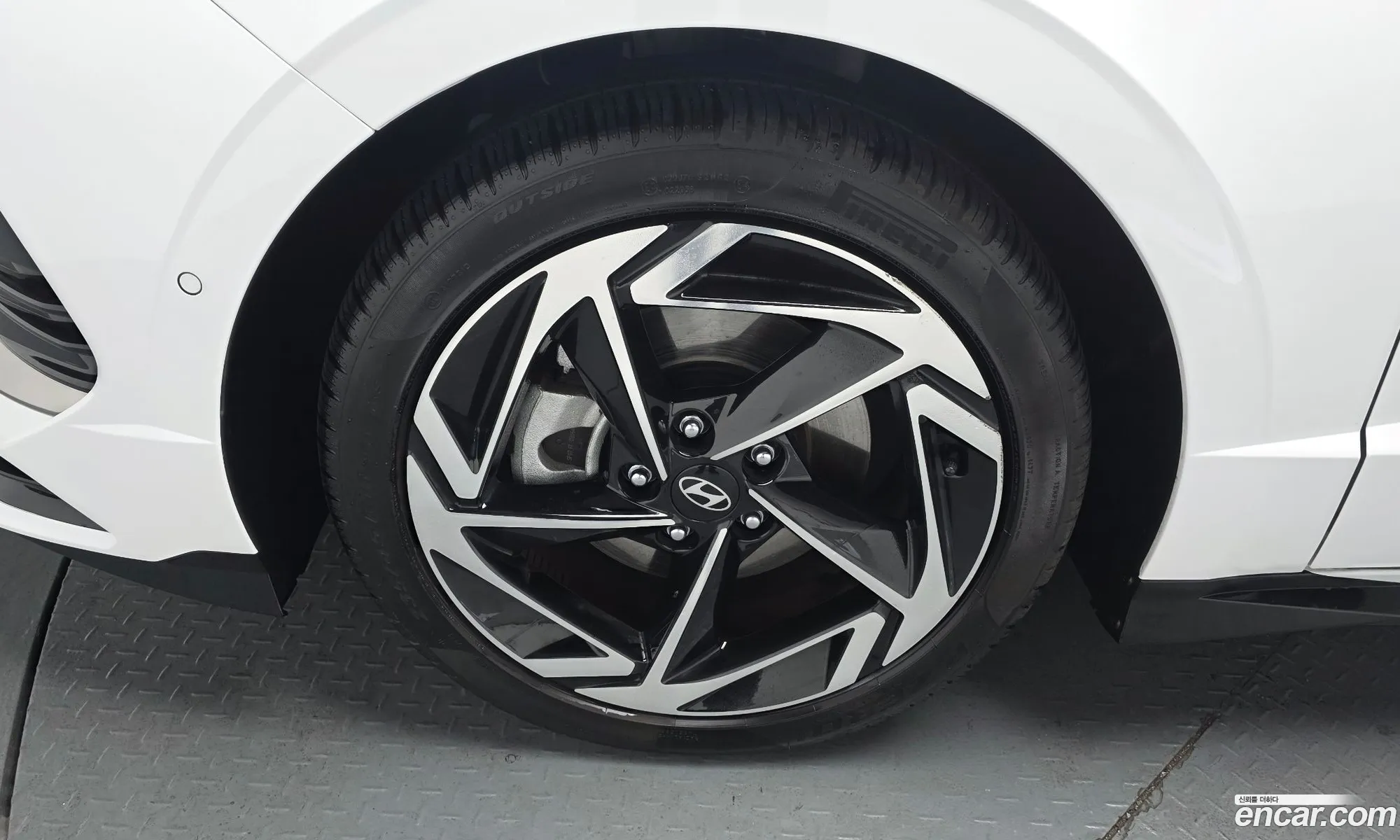 Hyundai Sonata the Edge Hybrid 2024 — 10
