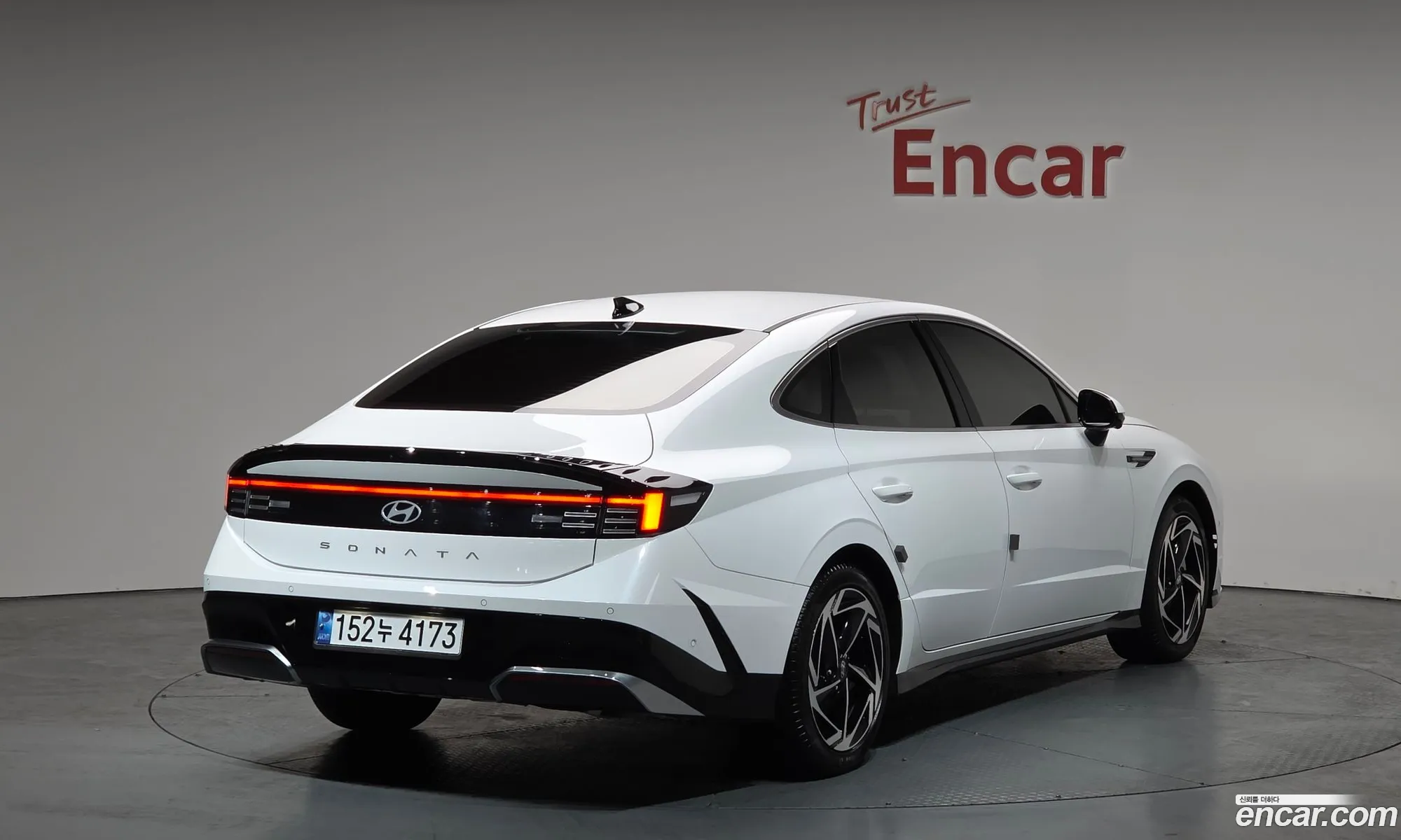 Hyundai Sonata the Edge Hybrid 2024 — 17