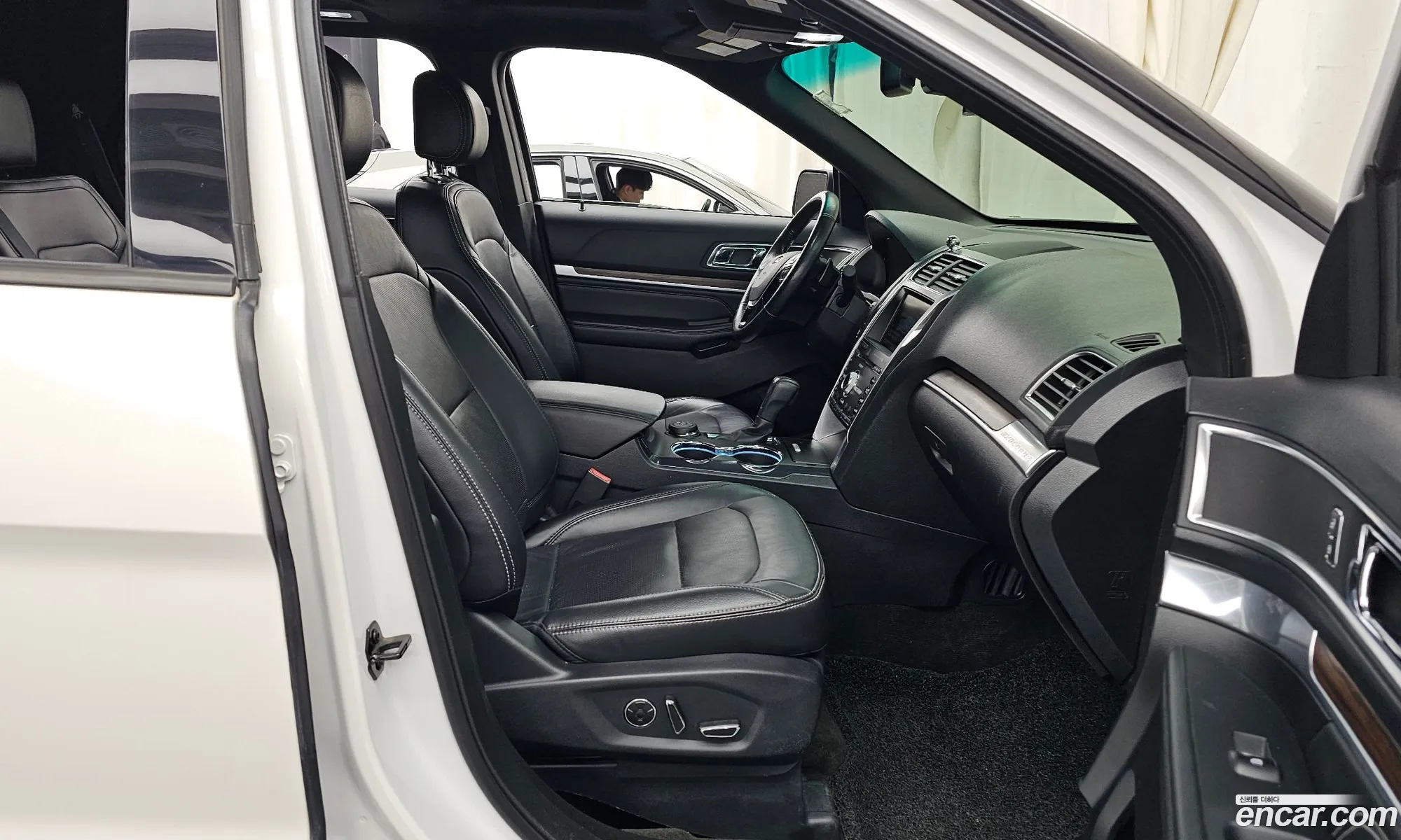 Ford Explorer 2016 1FM5K8FH6GGB90301 — 7