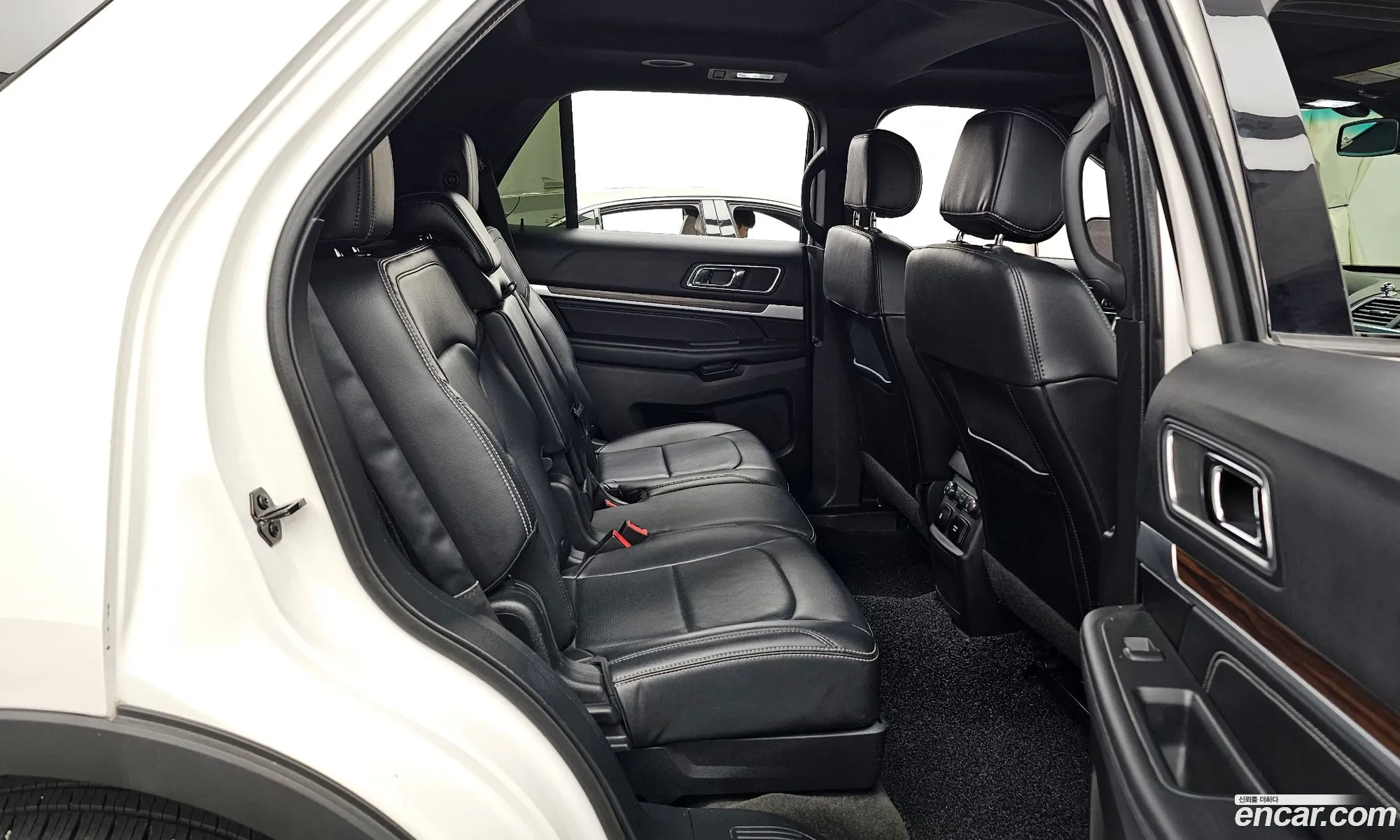 Ford Explorer 2016 1FM5K8FH6GGB90301 — 20