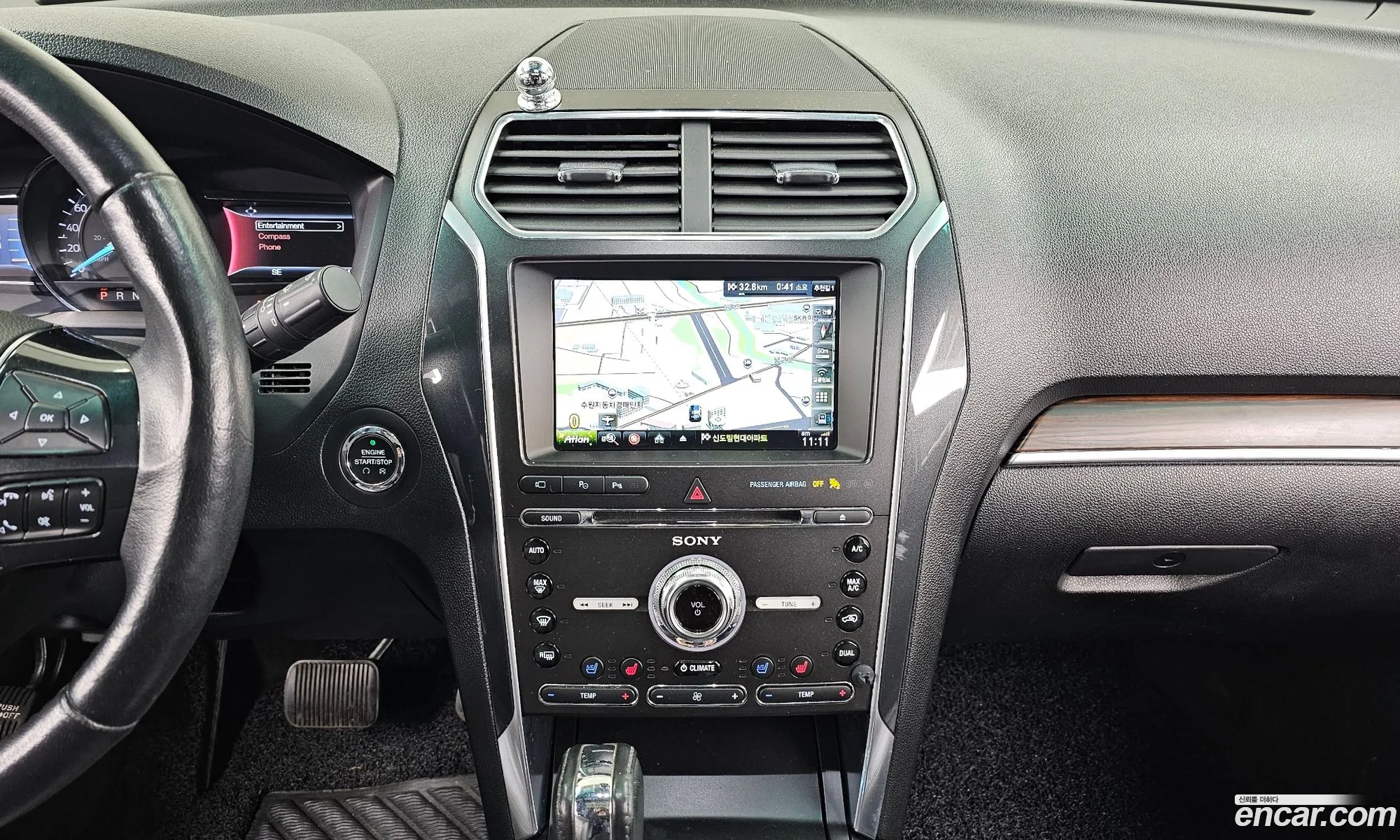 Ford Explorer 2016 1FM5K8FH6GGB90301 — 9