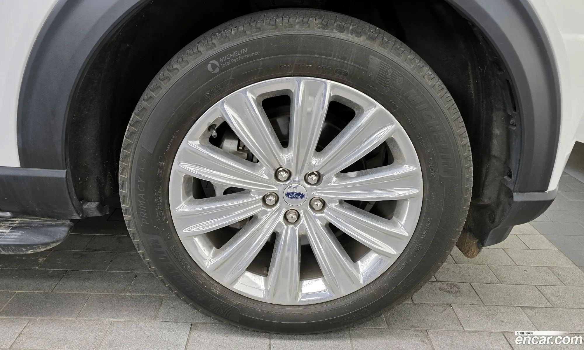 Ford Explorer 6th Gen 2021 1FMSK8FH8MGA09584 — 3