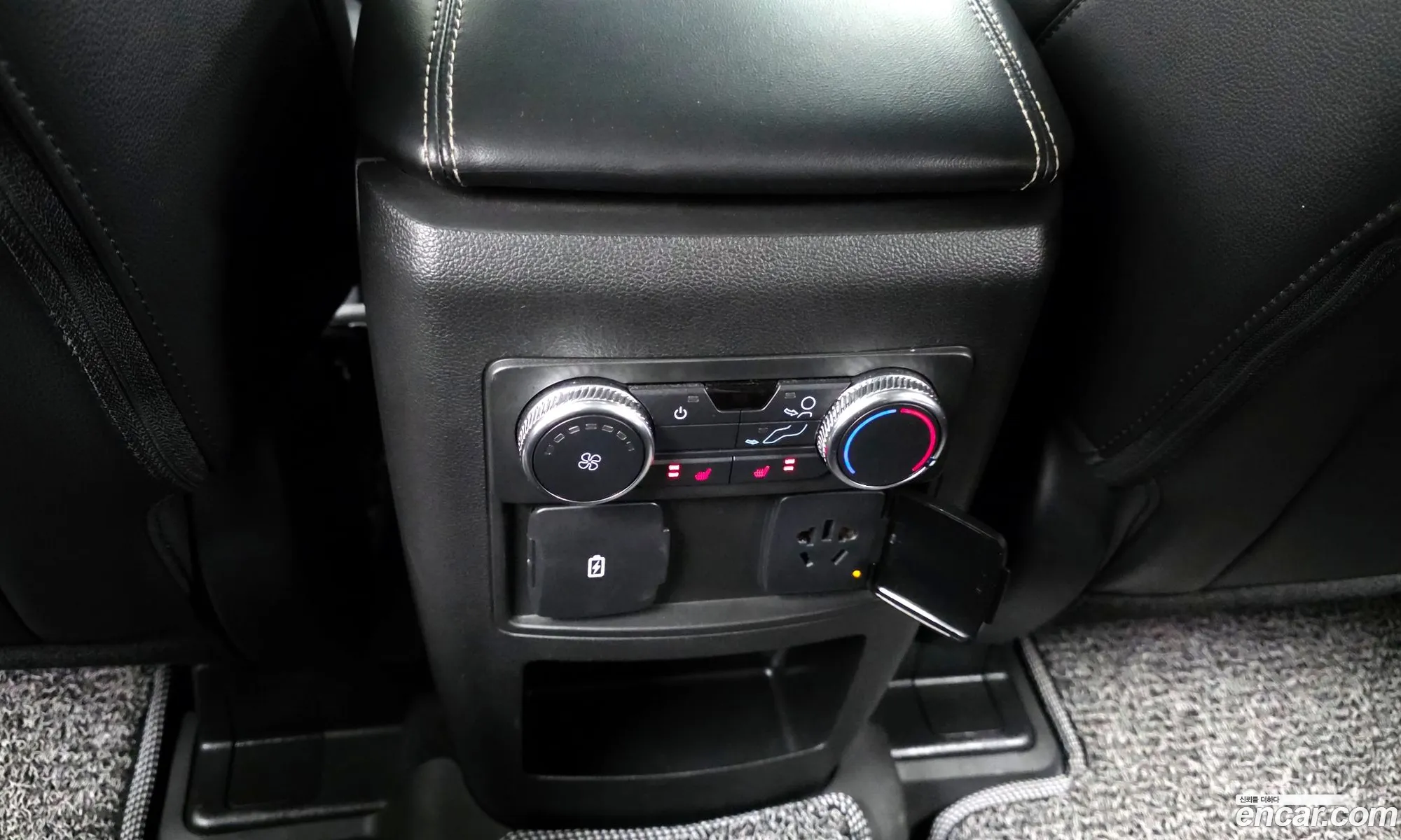 Ford Explorer 6th Gen 2021 1FMSK8FH8MGA09584 — 13