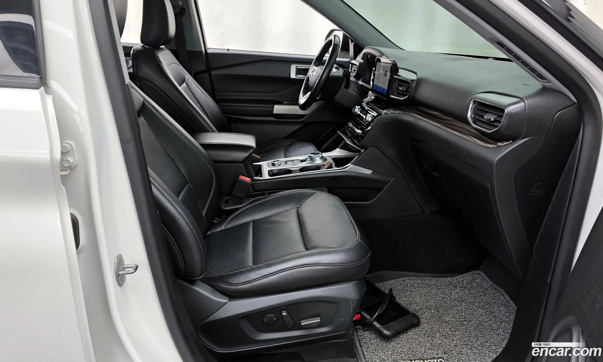 Ford Explorer 6th Gen 2021 1FMSK8FH8MGA09584 — 16